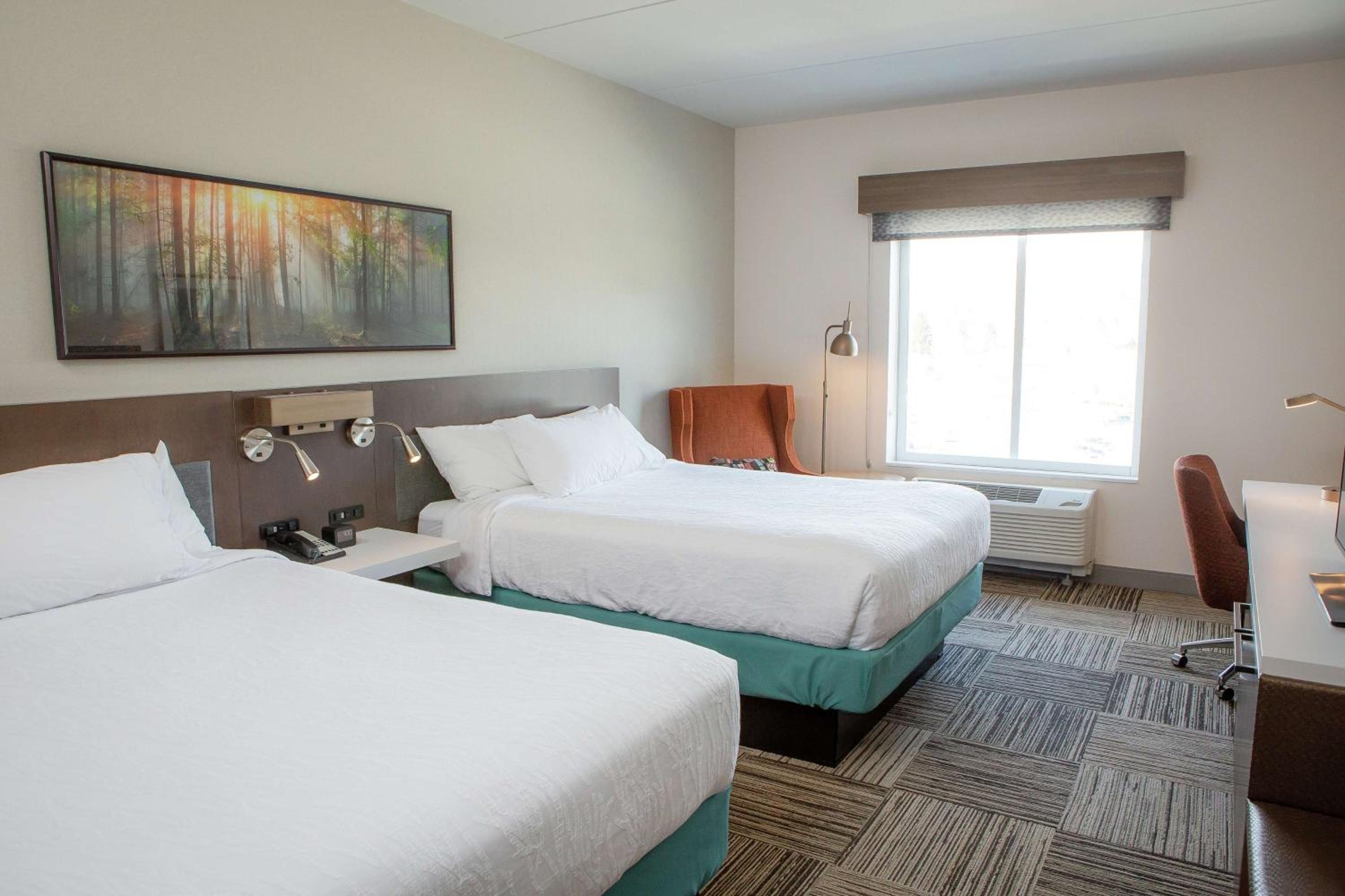 Queen Room with Two Queen Beds - Photo 1