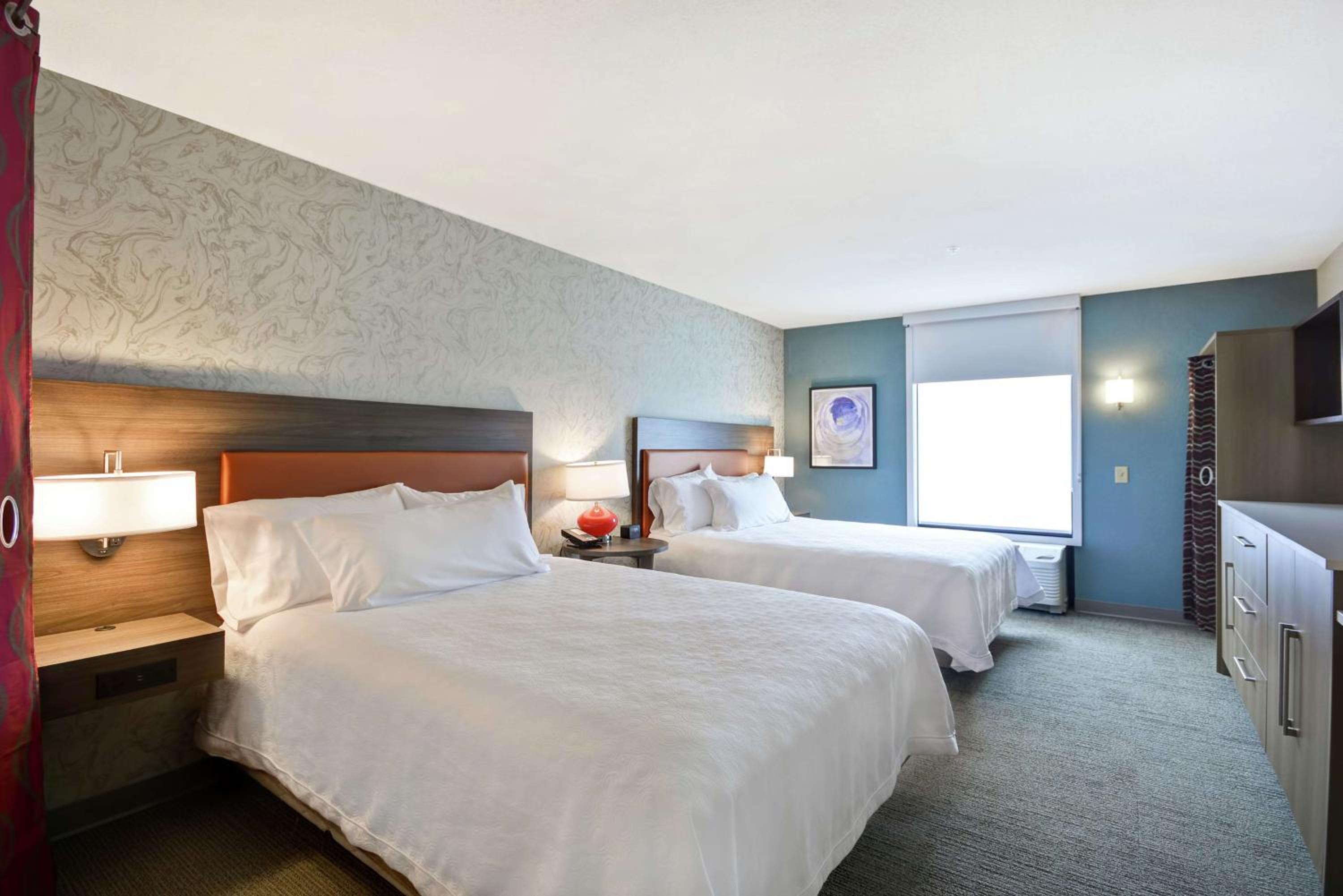 Queen Studio with Two Queen Beds - Mobility Access/Non-Smoking