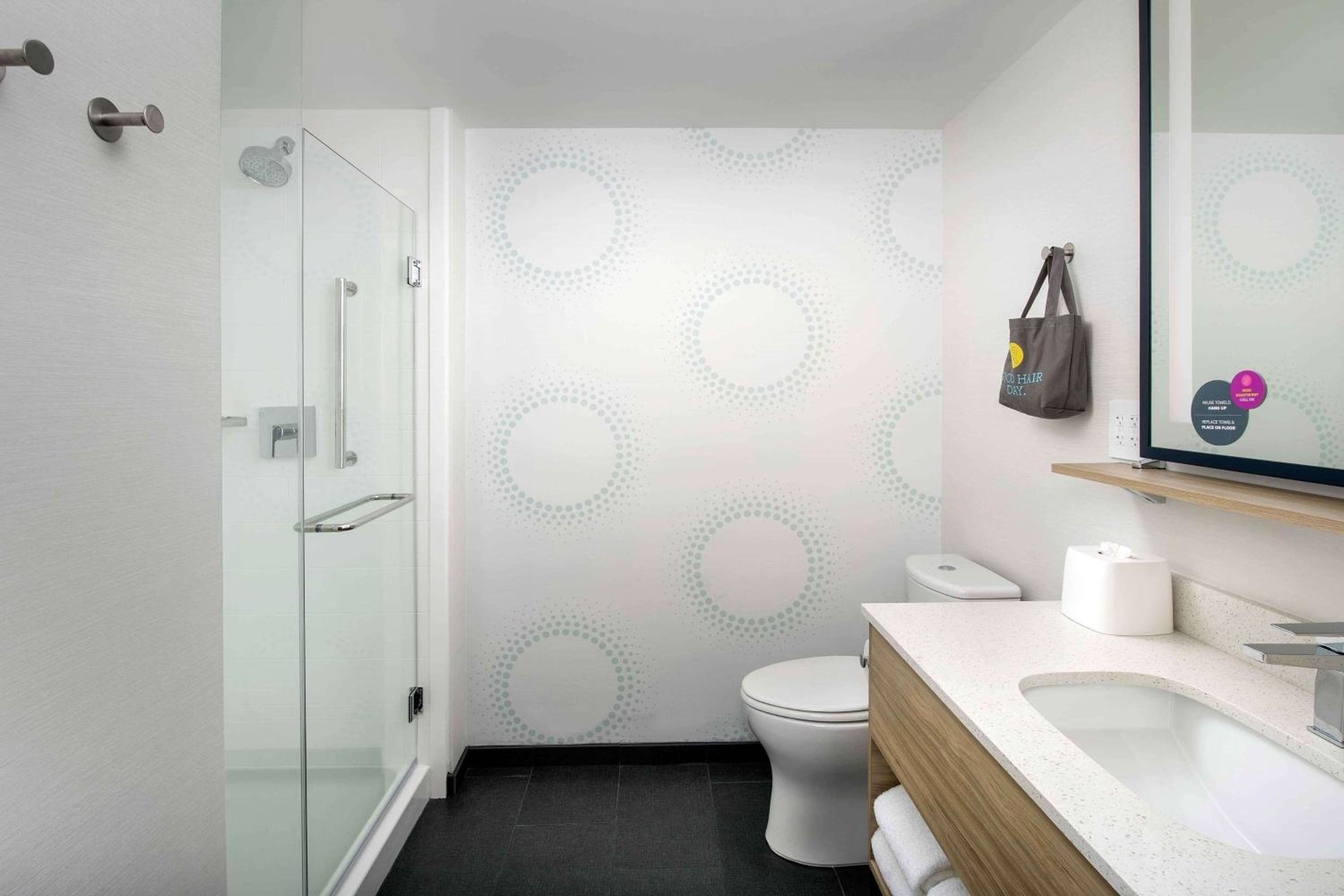 Available room