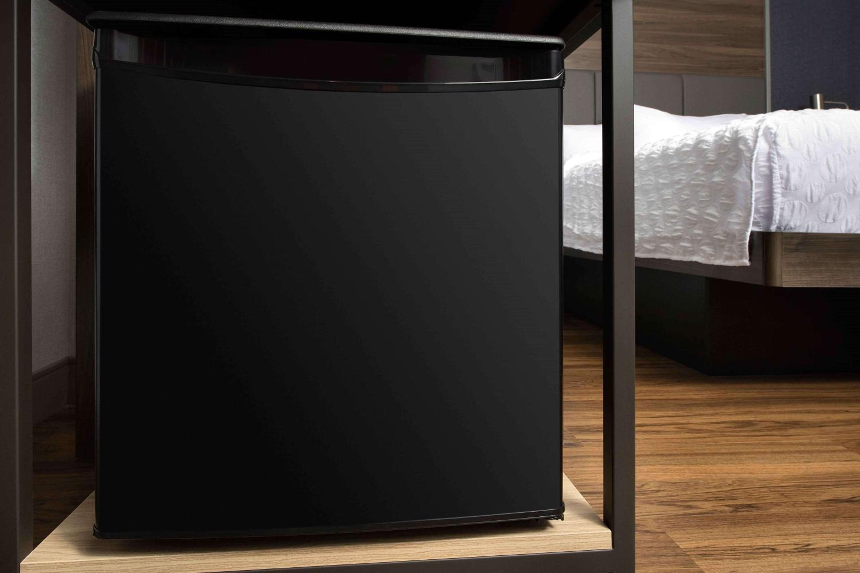 Available room thumbnail 5