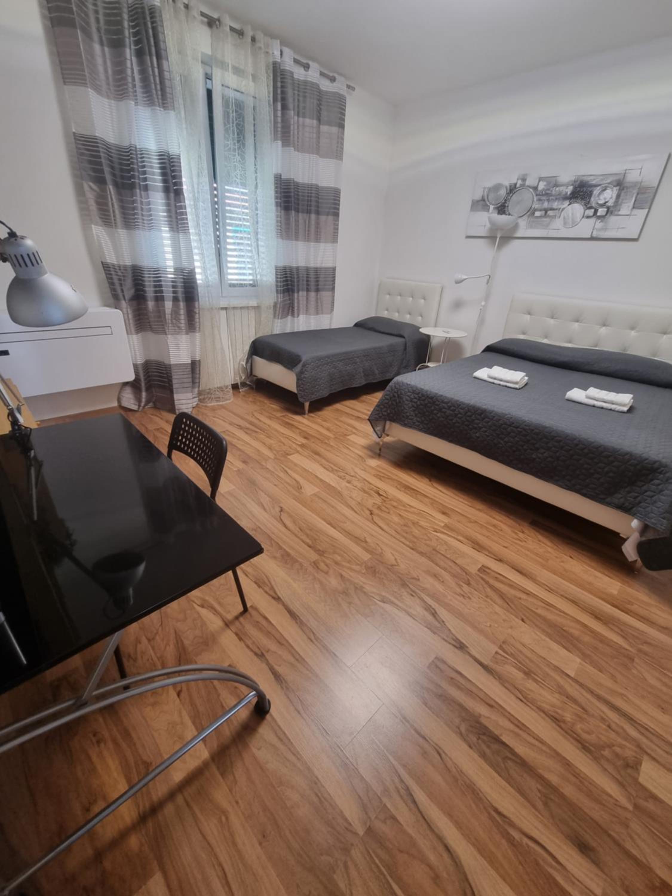 Three-Bedroom Apartment photo 1
