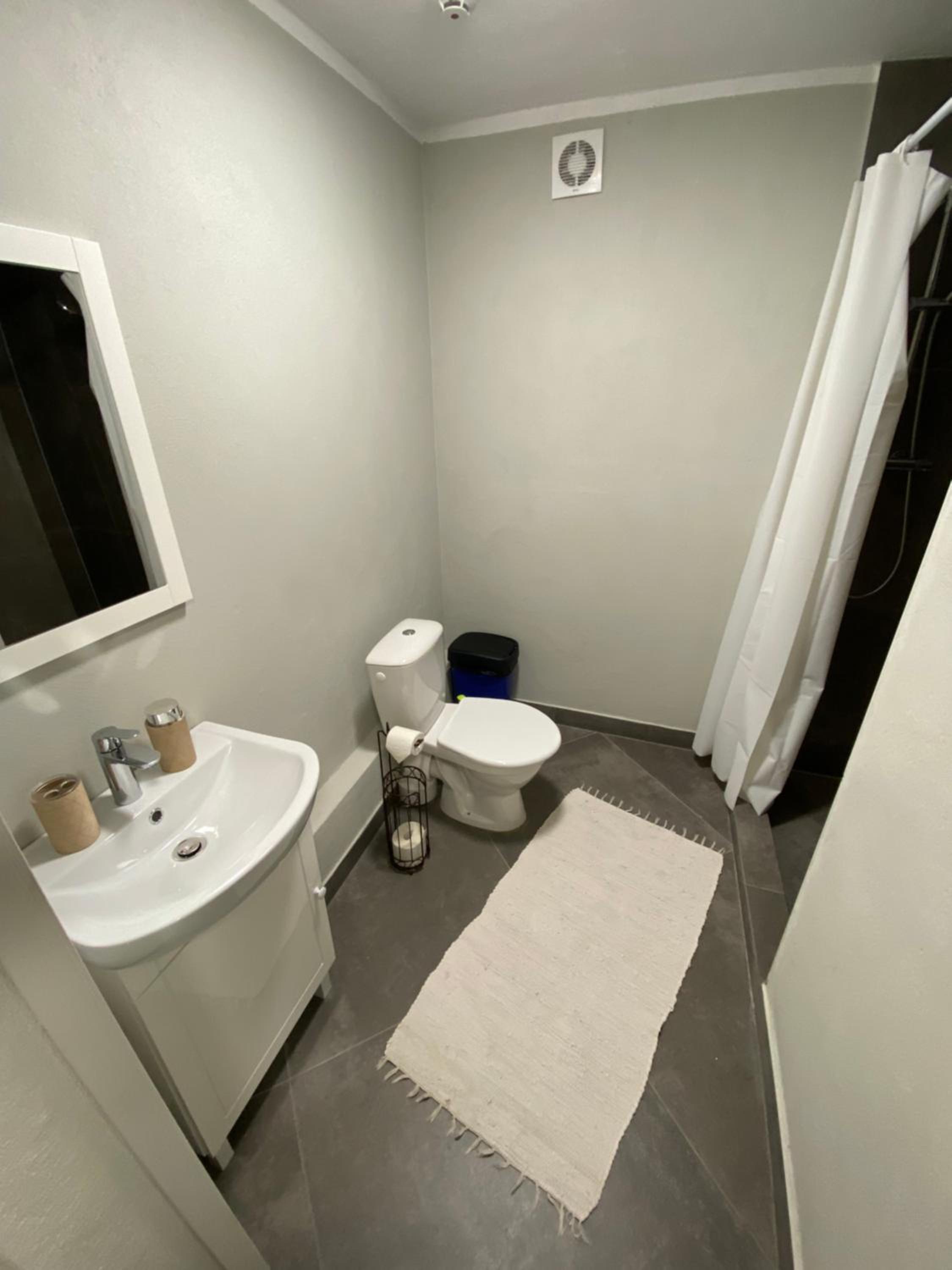 Single Room photo 3