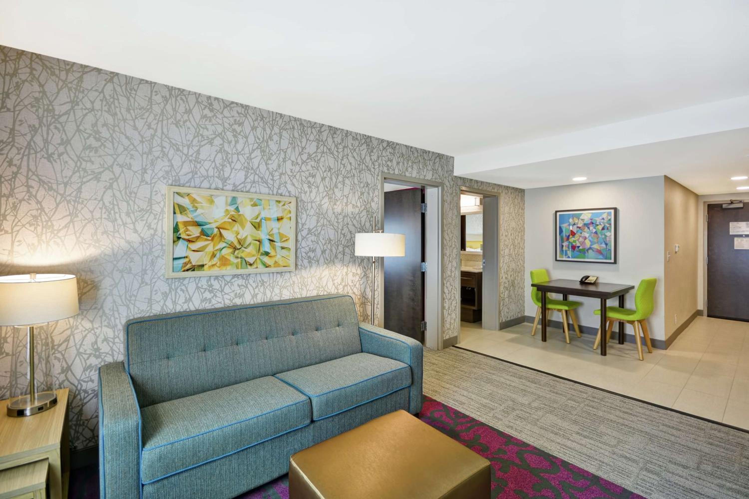 One-Bedroom King Suite - Non-Smoking photo 1