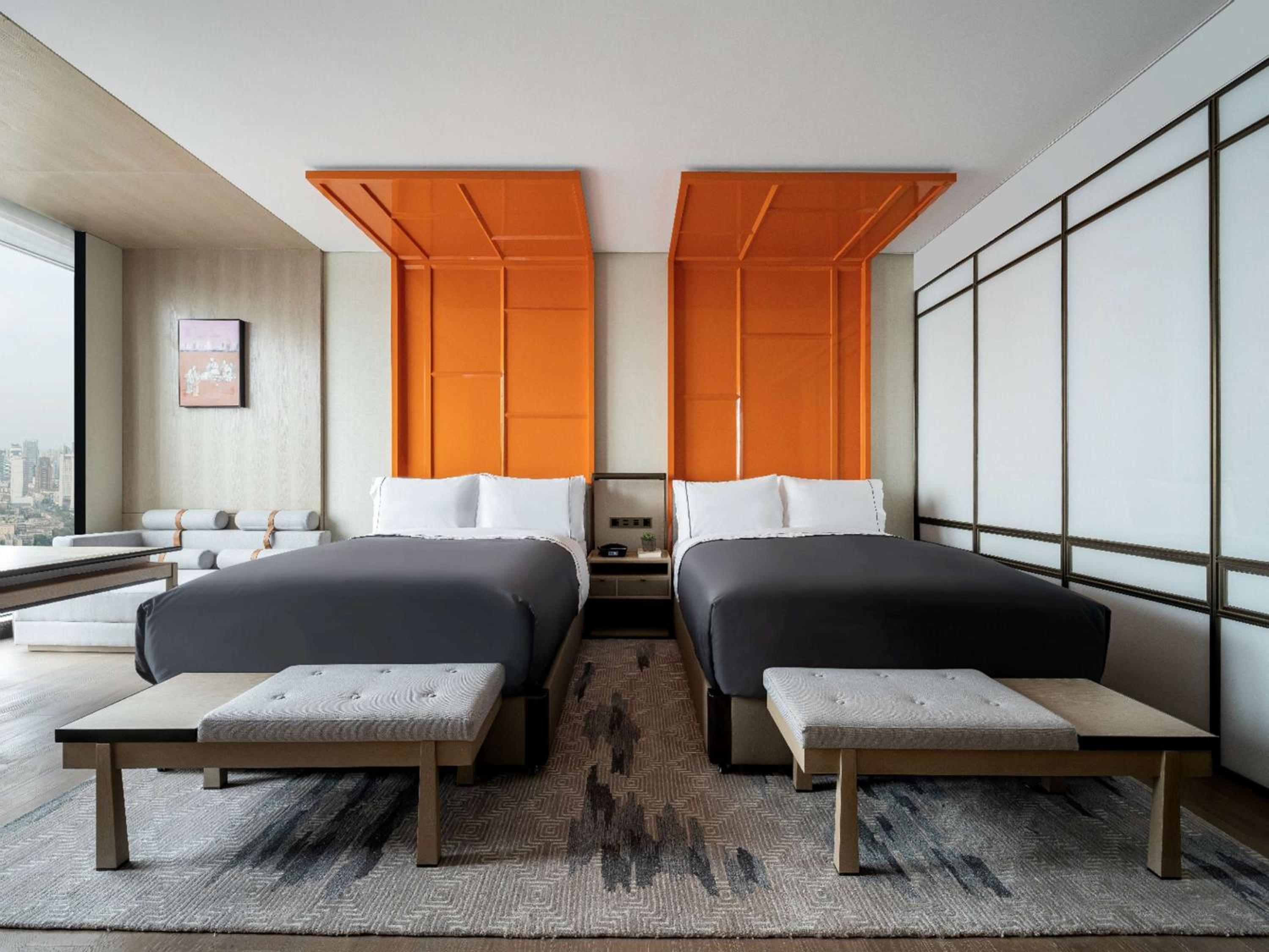 Two Queen Tianfu Square View Room - Photo 3