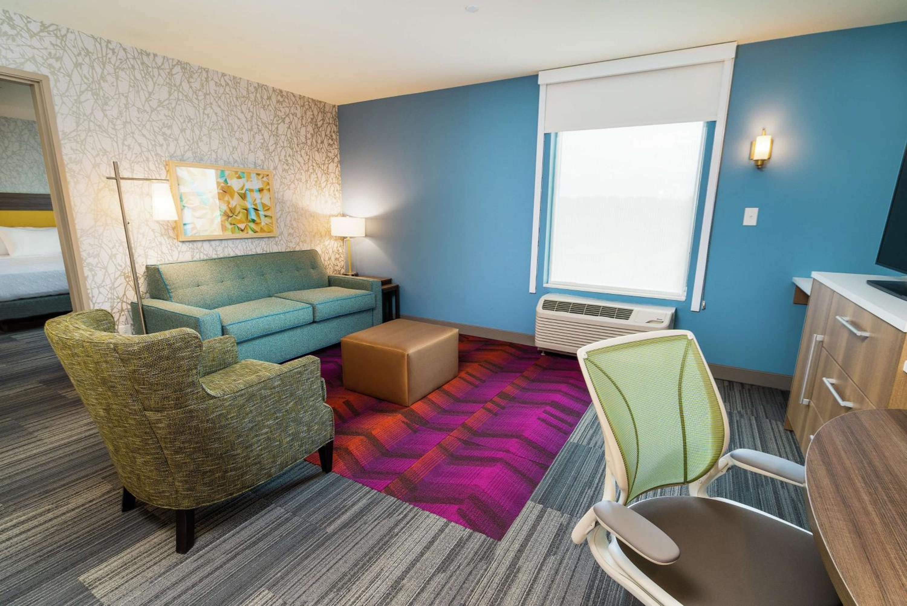 One-Bedroom King Suite - Non-Smoking - Photo 2