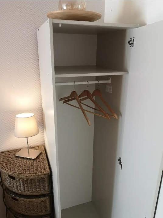 Wuppertal-Ronsdorf 1-3 Betten Personen Wohnung Ferienwohnungen Appartement Monteurwohnung bei Merih