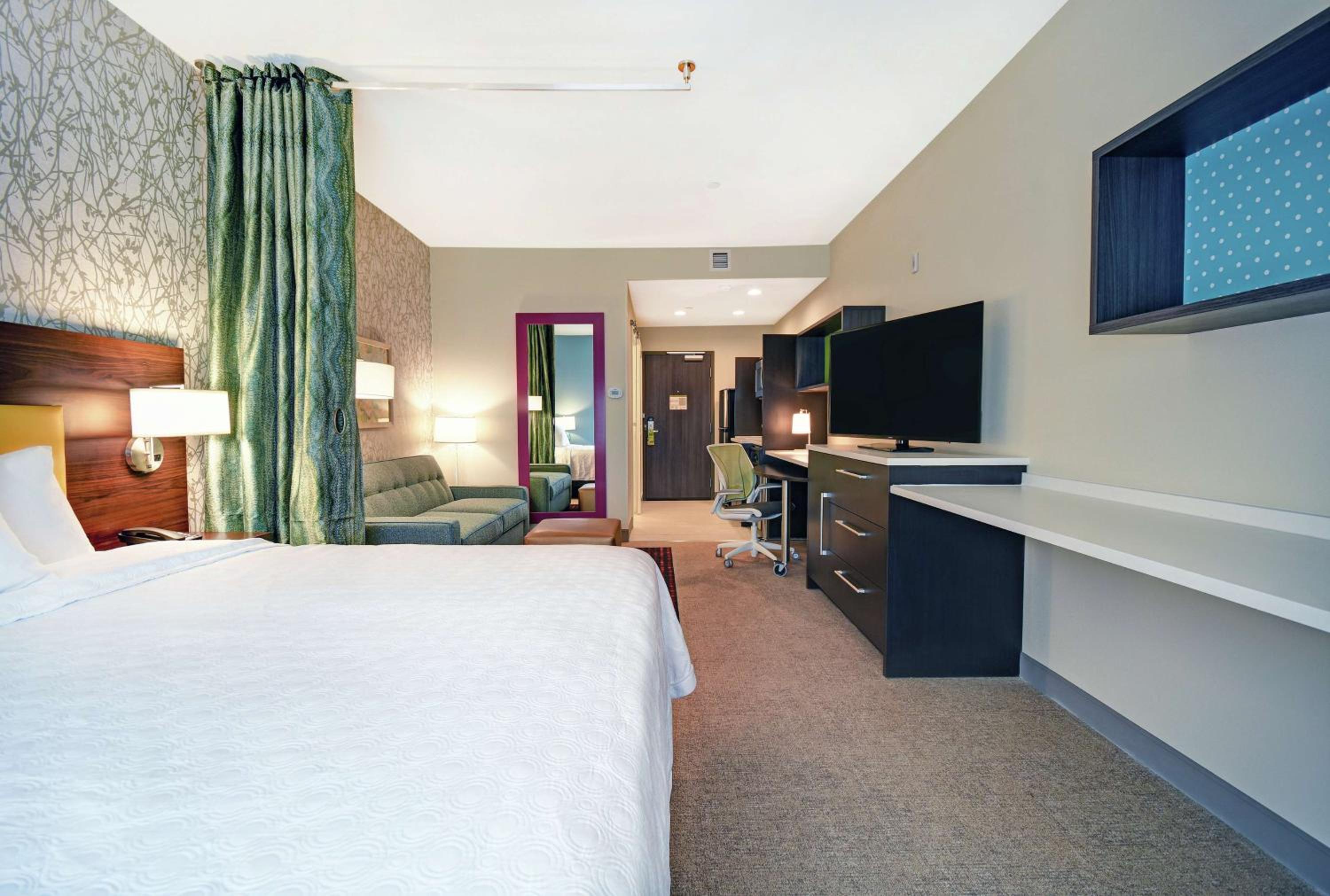King Studio Suite - Non-Smoking - Photo 1