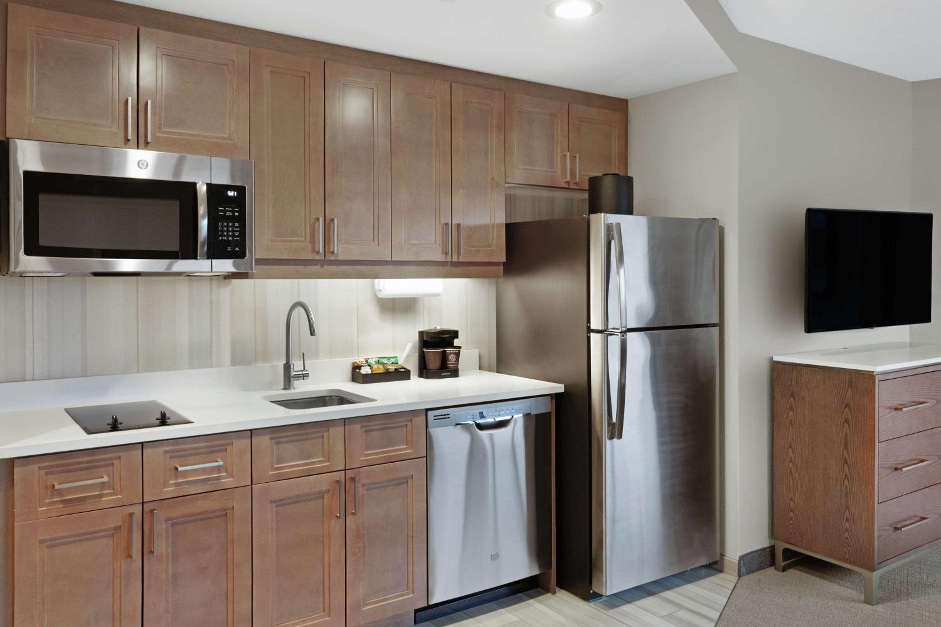 King Studio Suite - Photo 5