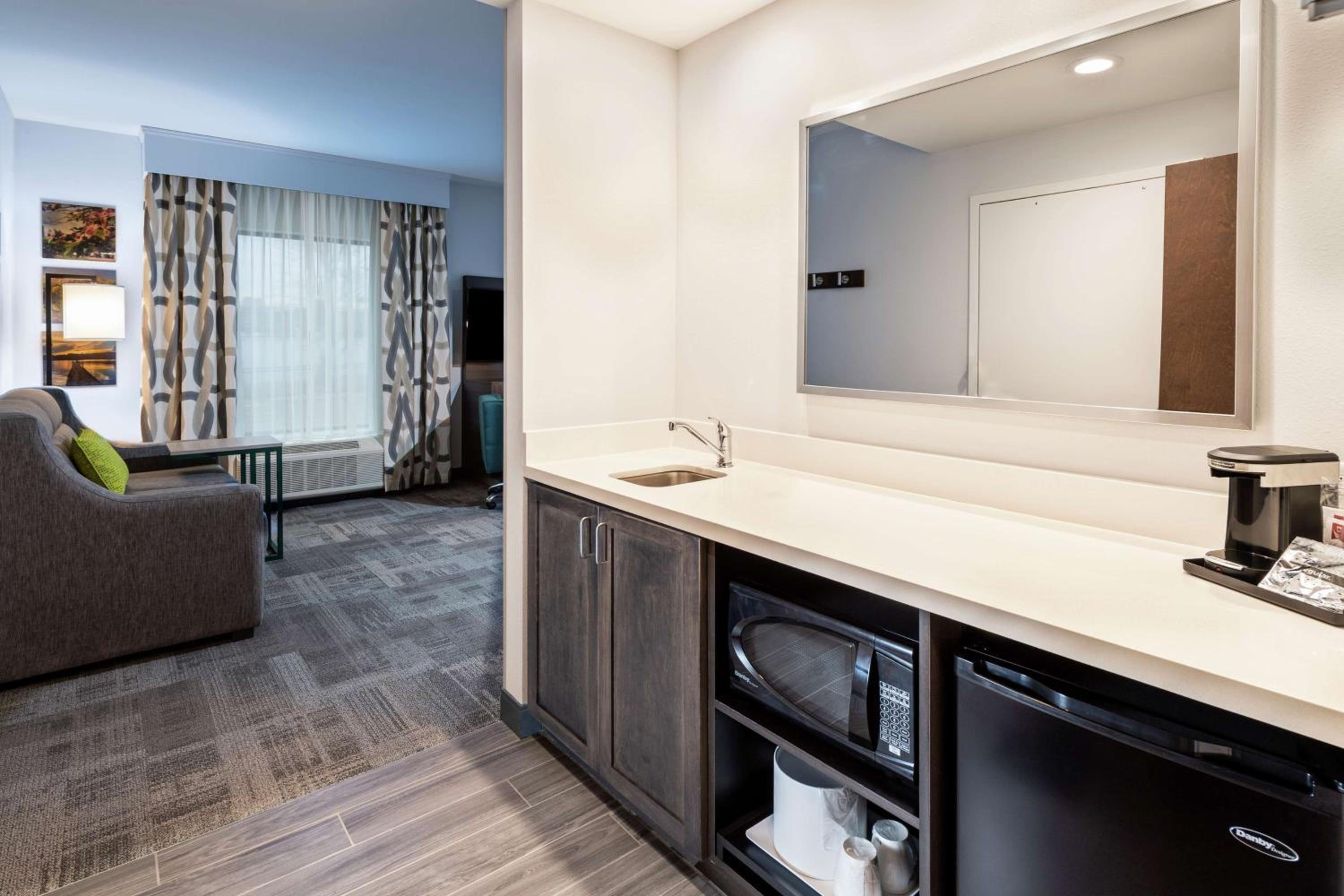 King Studio Suite - Non Smoking - Photo 4