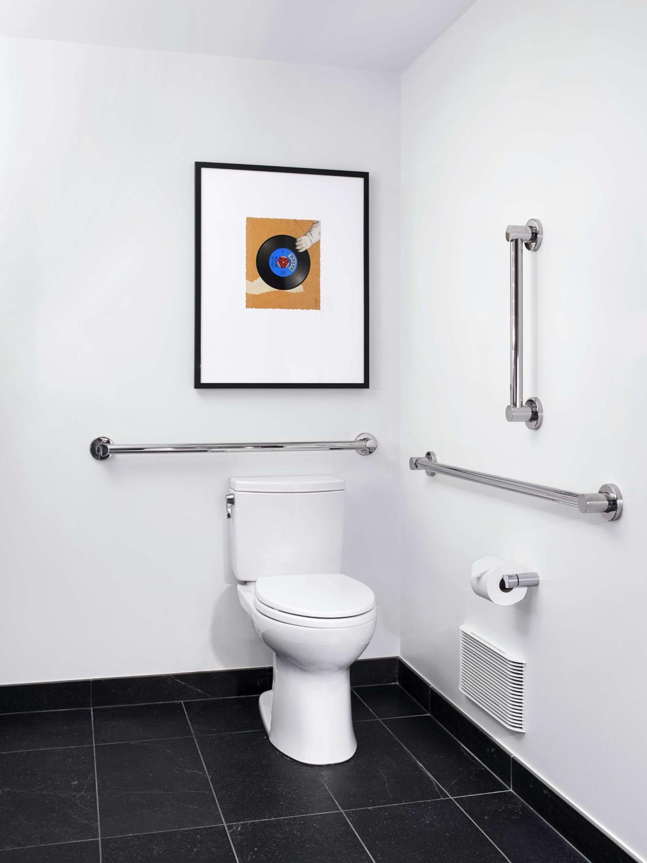 King Room - Mobility Access - Photo 4