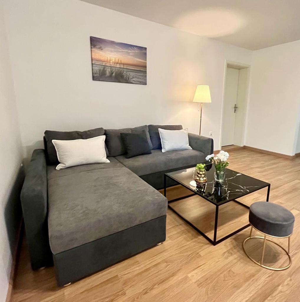 One-Bedroom Apartment photo 3