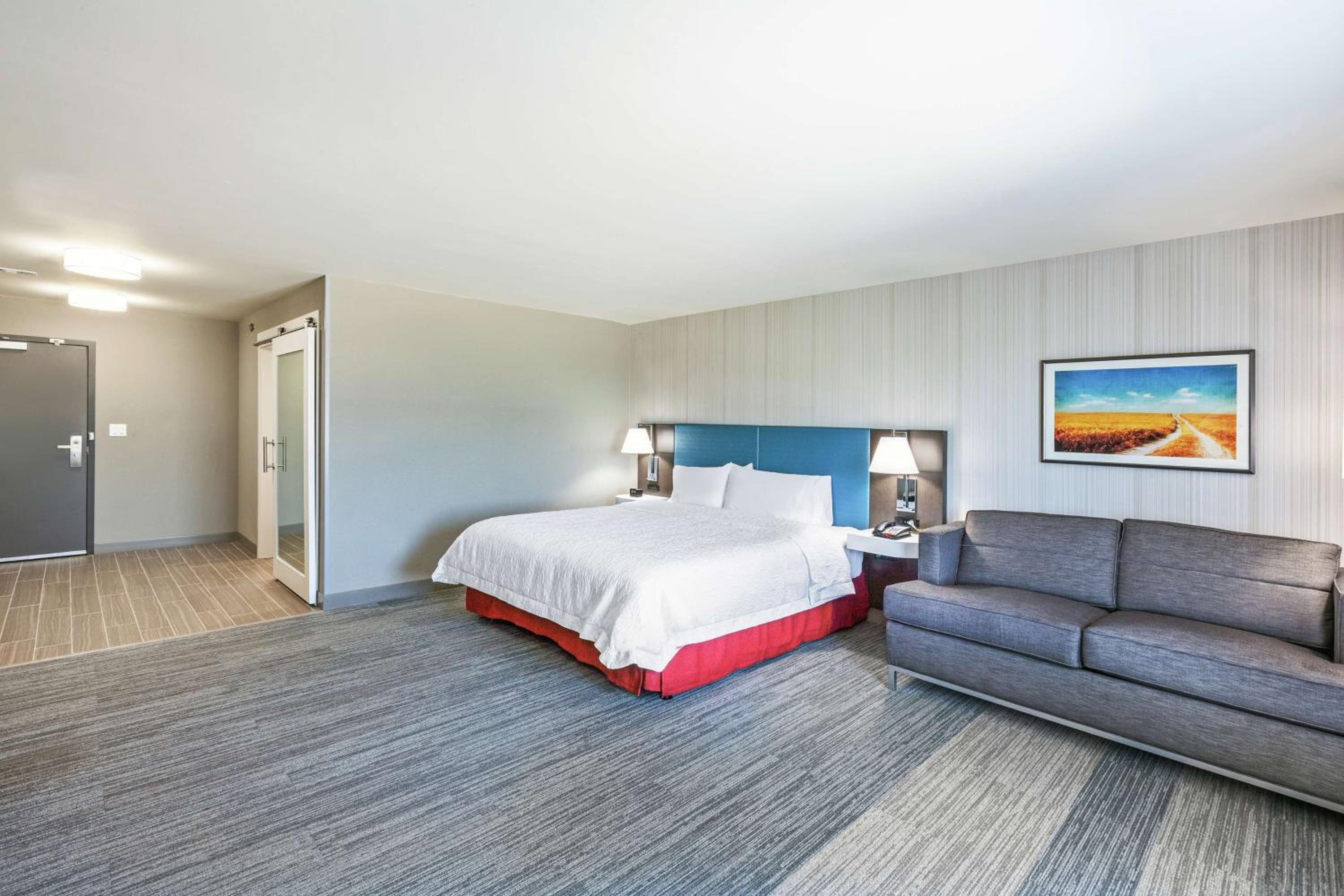 King Room - Hearing Access/Non-Smoking - Photo 1