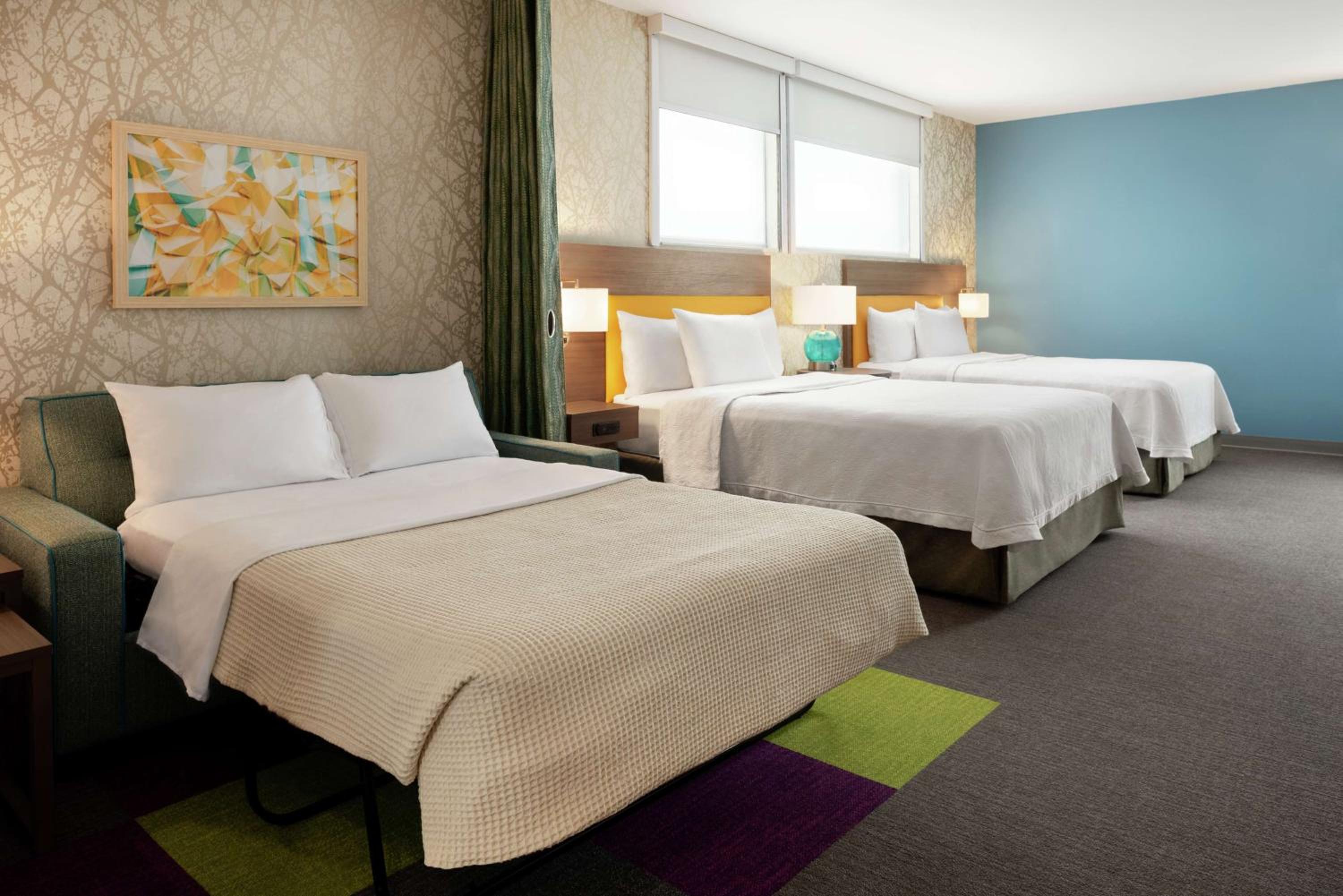 Queen Studio with Two Queen Beds - Mobility Access/Non-Smoking - Photo 3