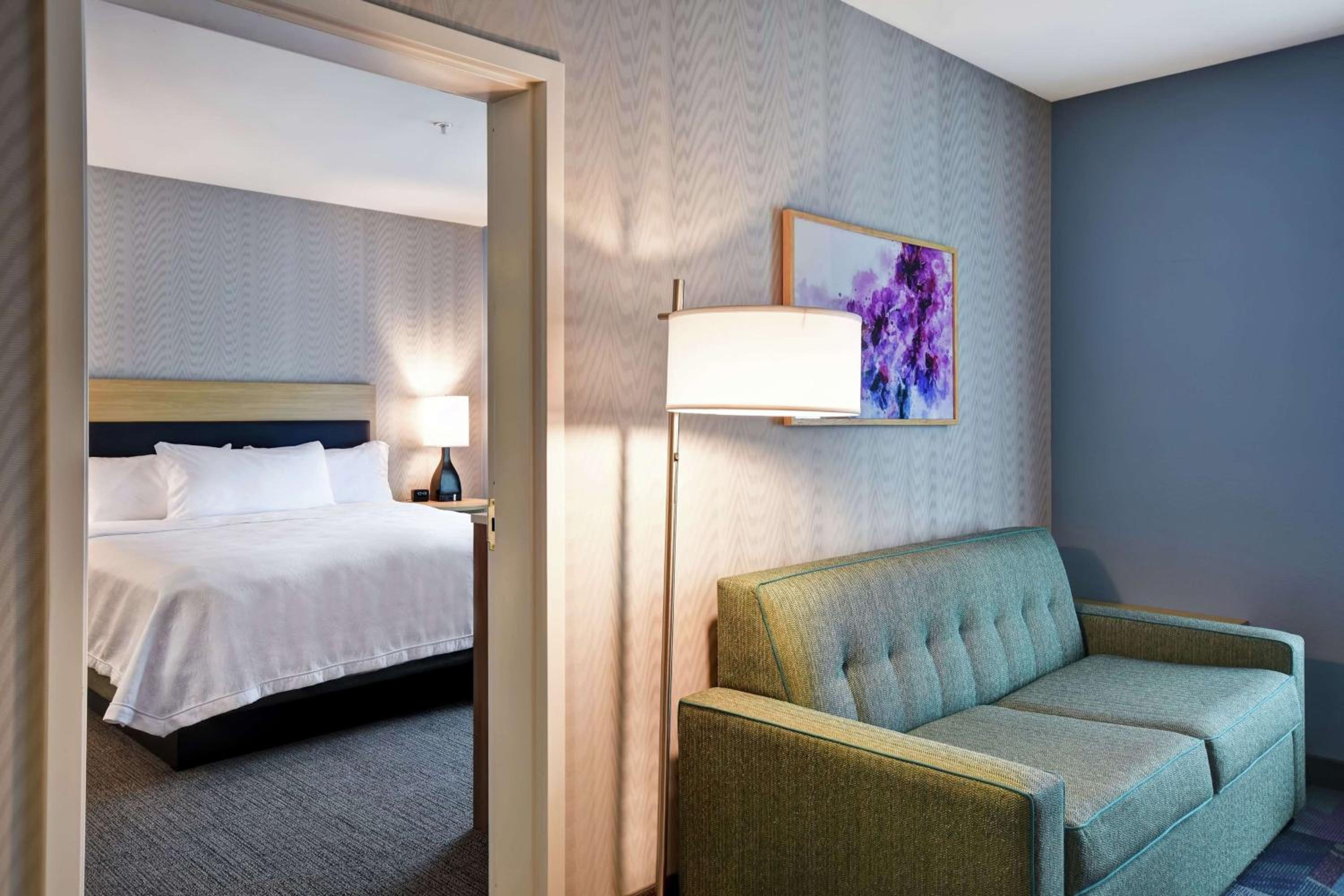 One-Bedroom King Suite with Spa - Non-Smoking