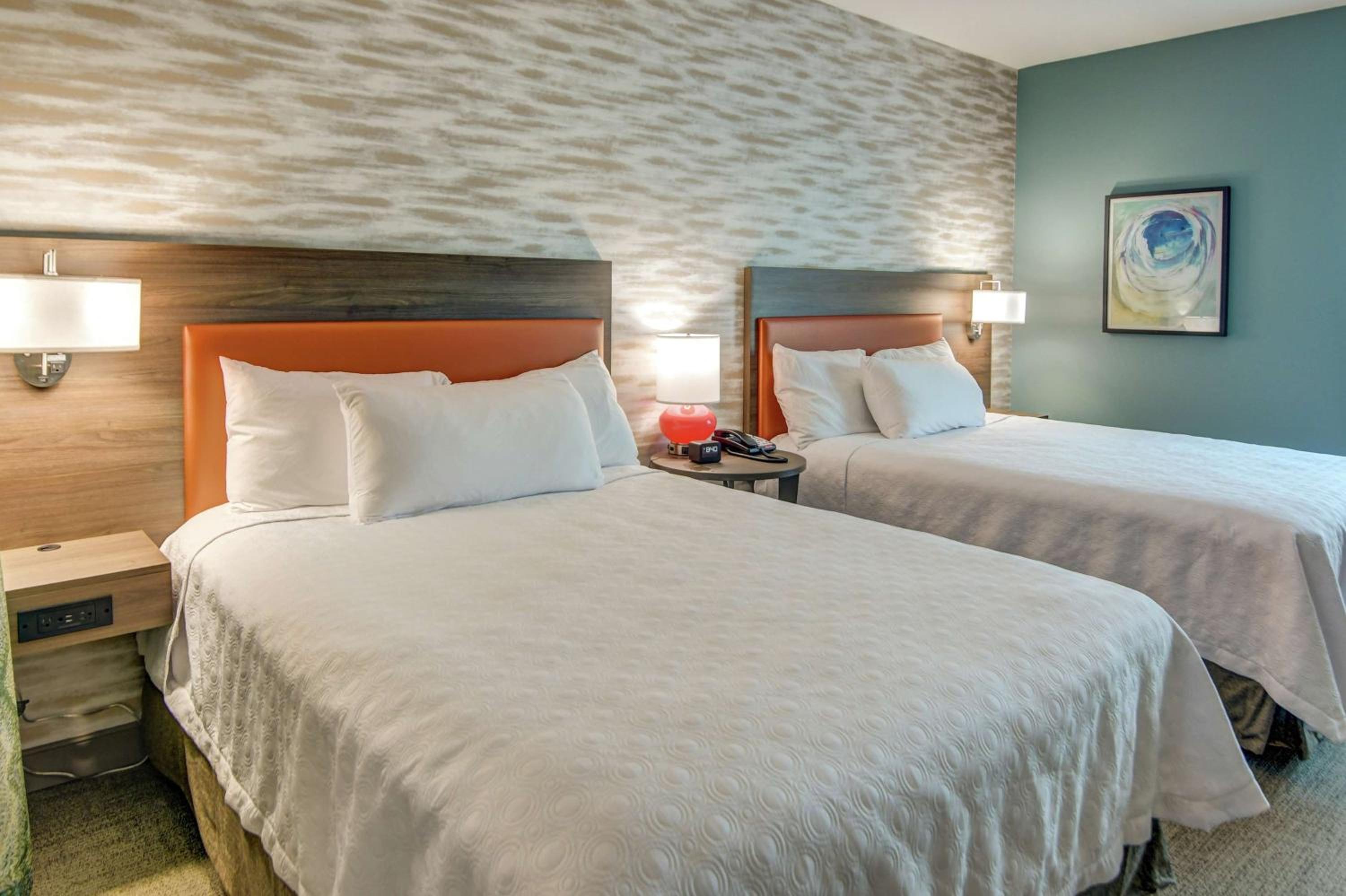 Queen Studio with Two Queen Beds - Mobility Access/Non-Smoking - Photo 1