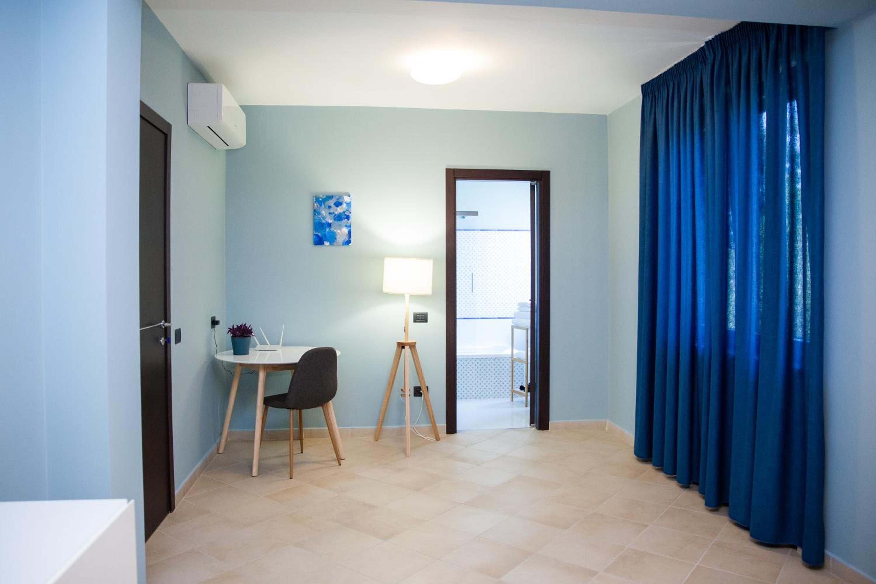 Superior Double Room - Photo 12