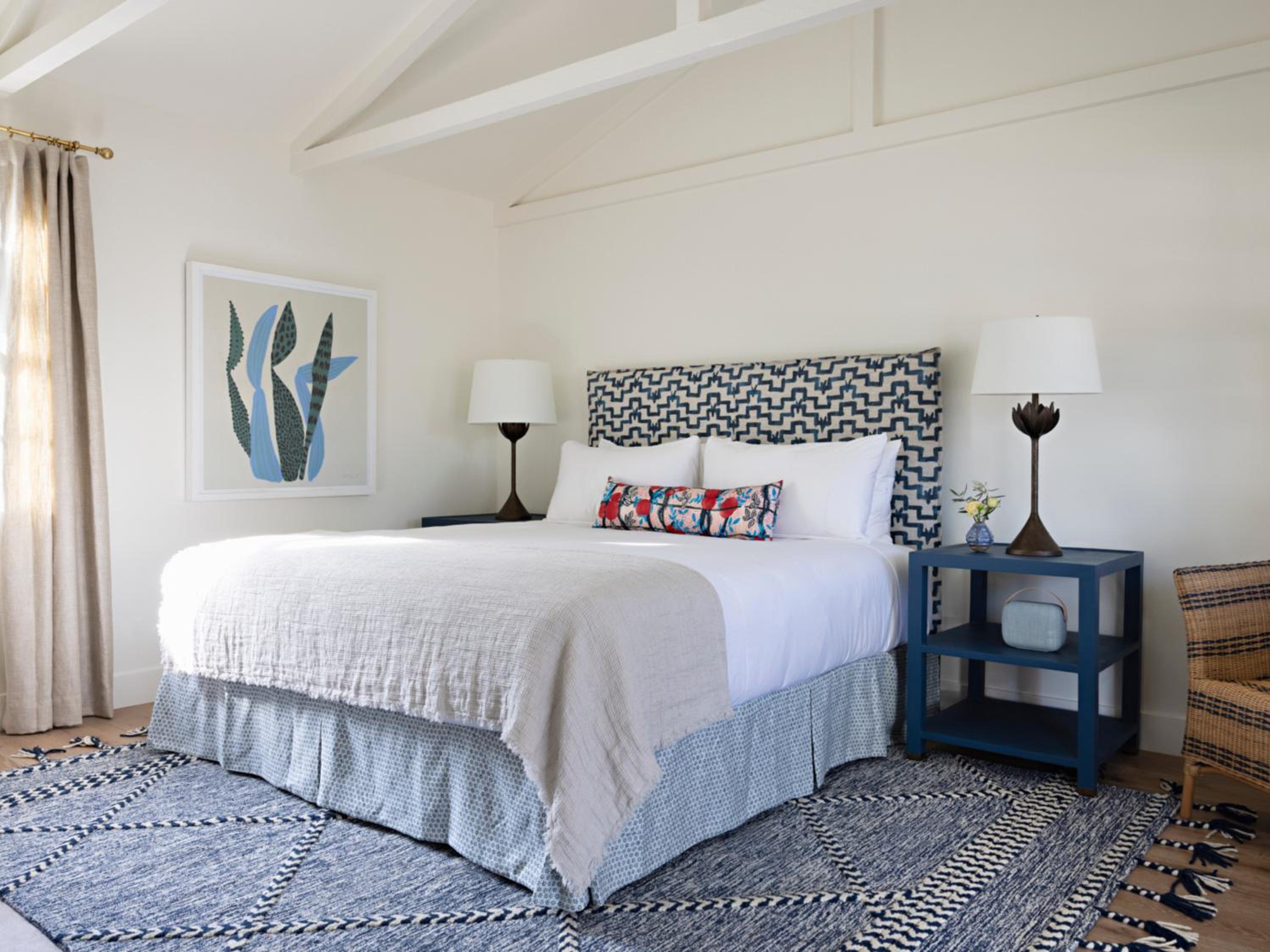 Standard King Room - Photo 1