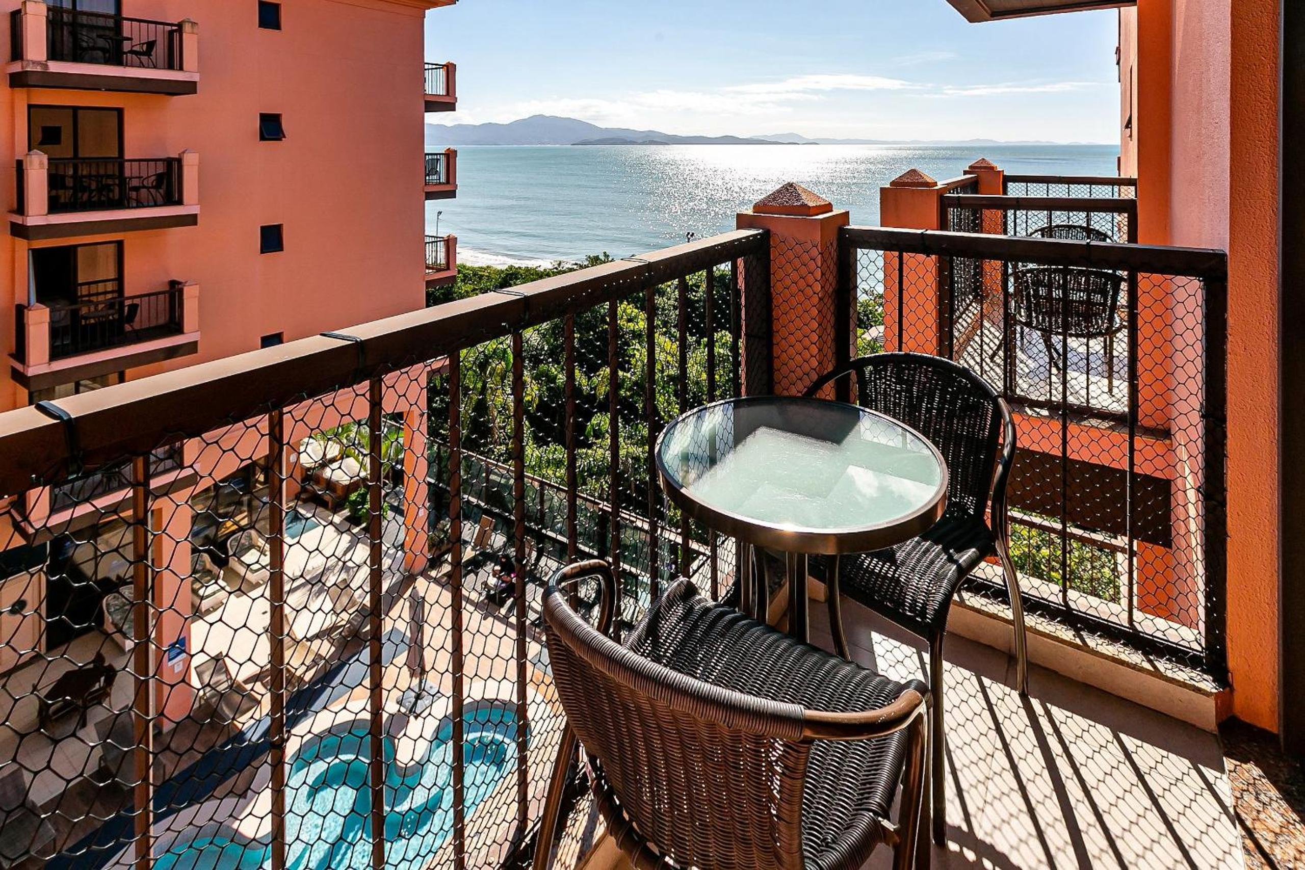 Triple Room with Sea View - Photo 9
