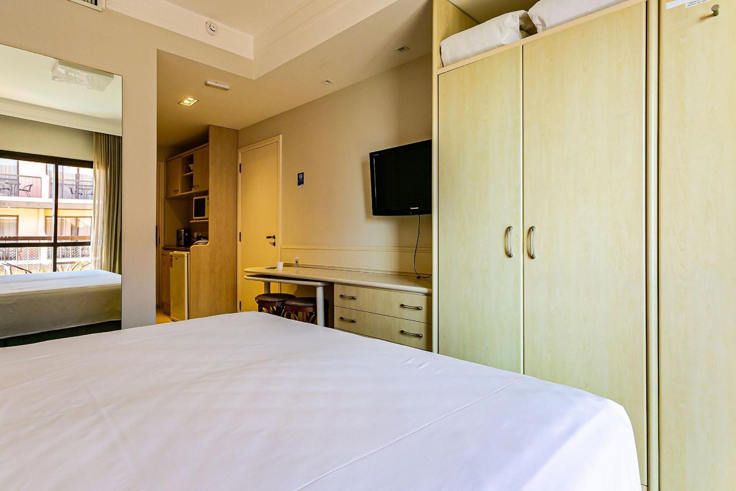 Triple Room with Sea View - Photo 35