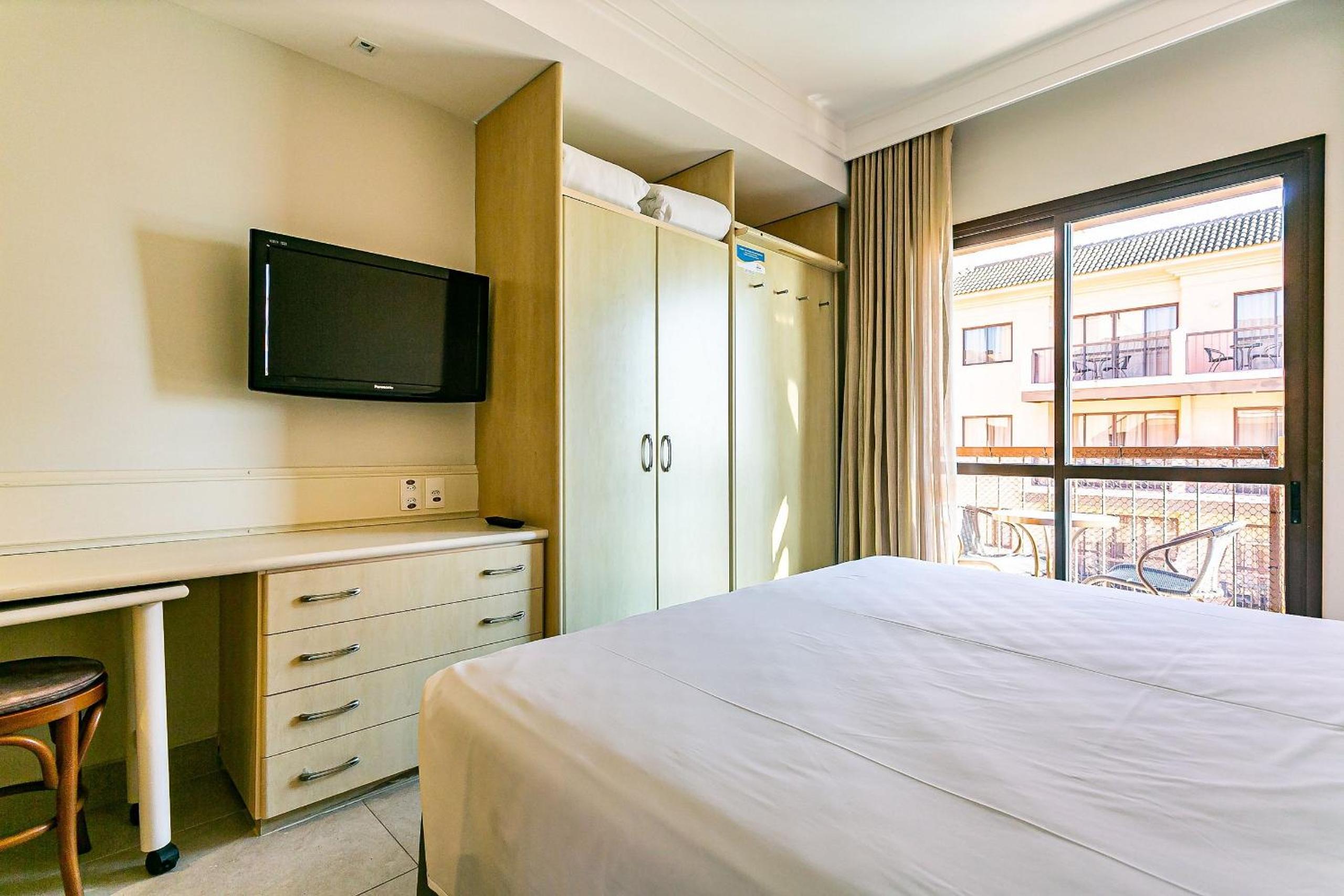 Triple Room with Sea View - Photo 34