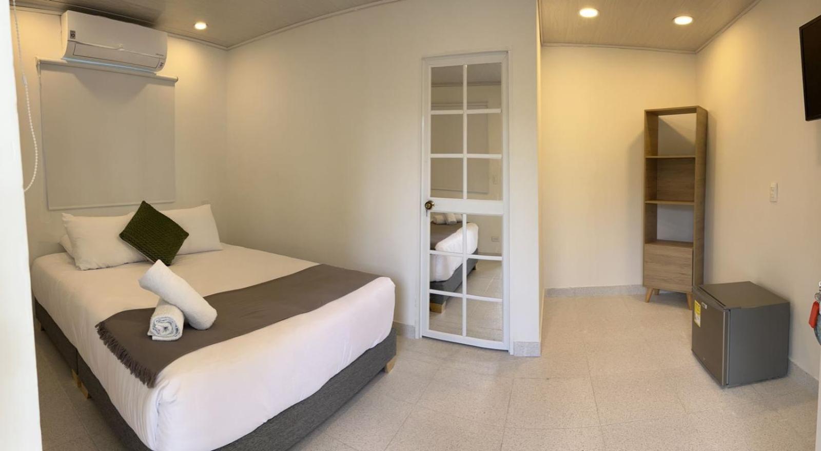 Standard Double Room photo 2
