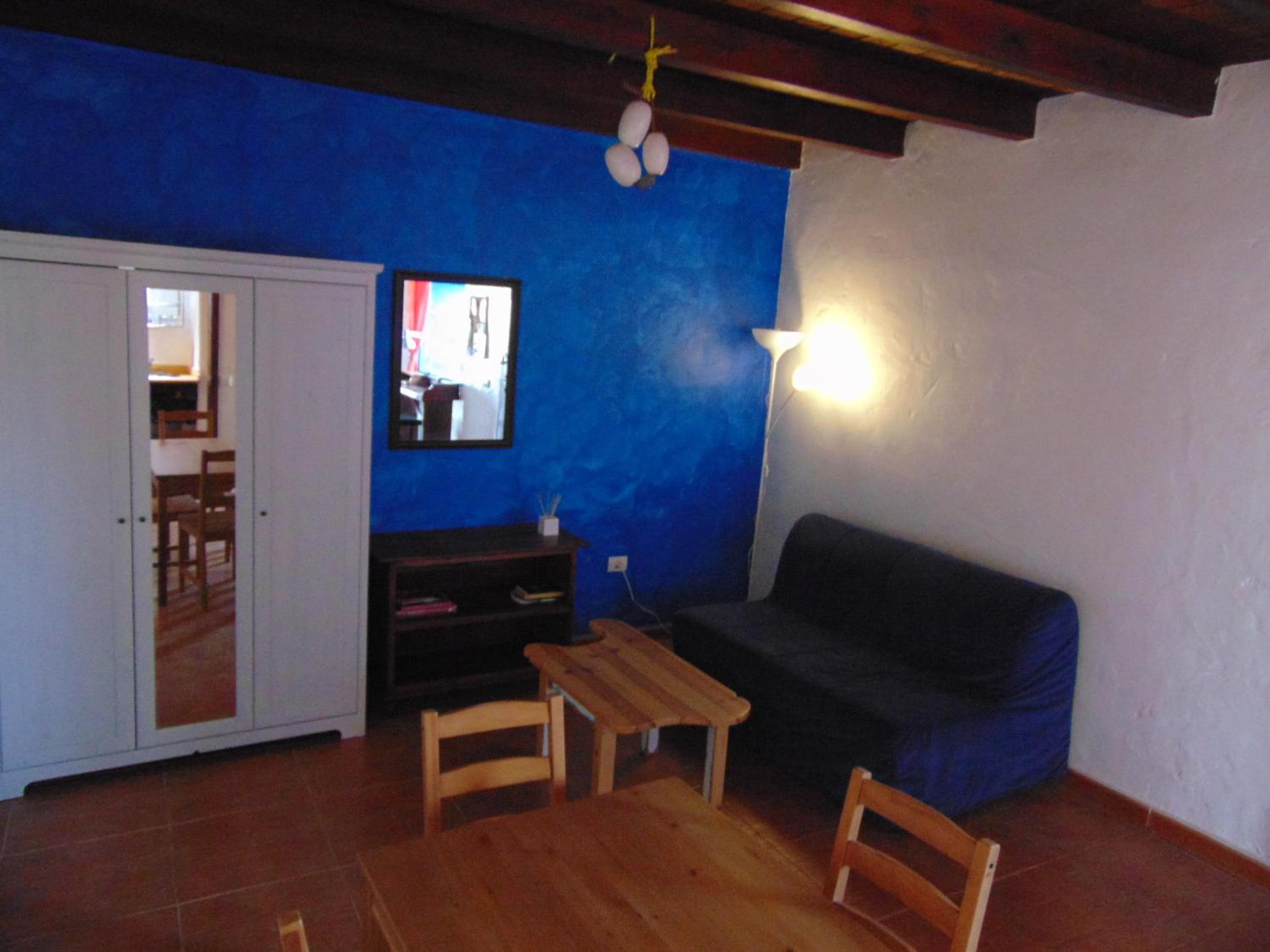 One Bedroom Apartment - Photo 1