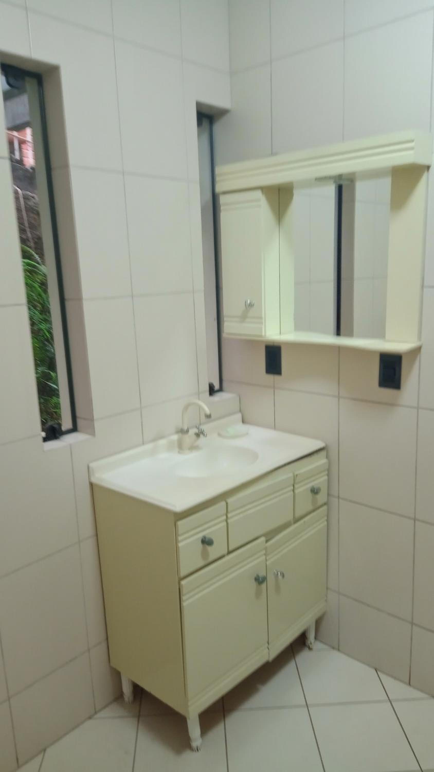 Female Dormitory Room photo 2