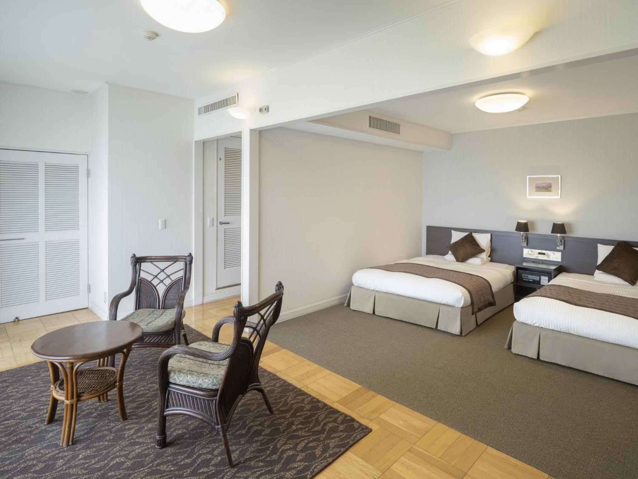 Deluxe Wide View Twin Room - Non-Smoking