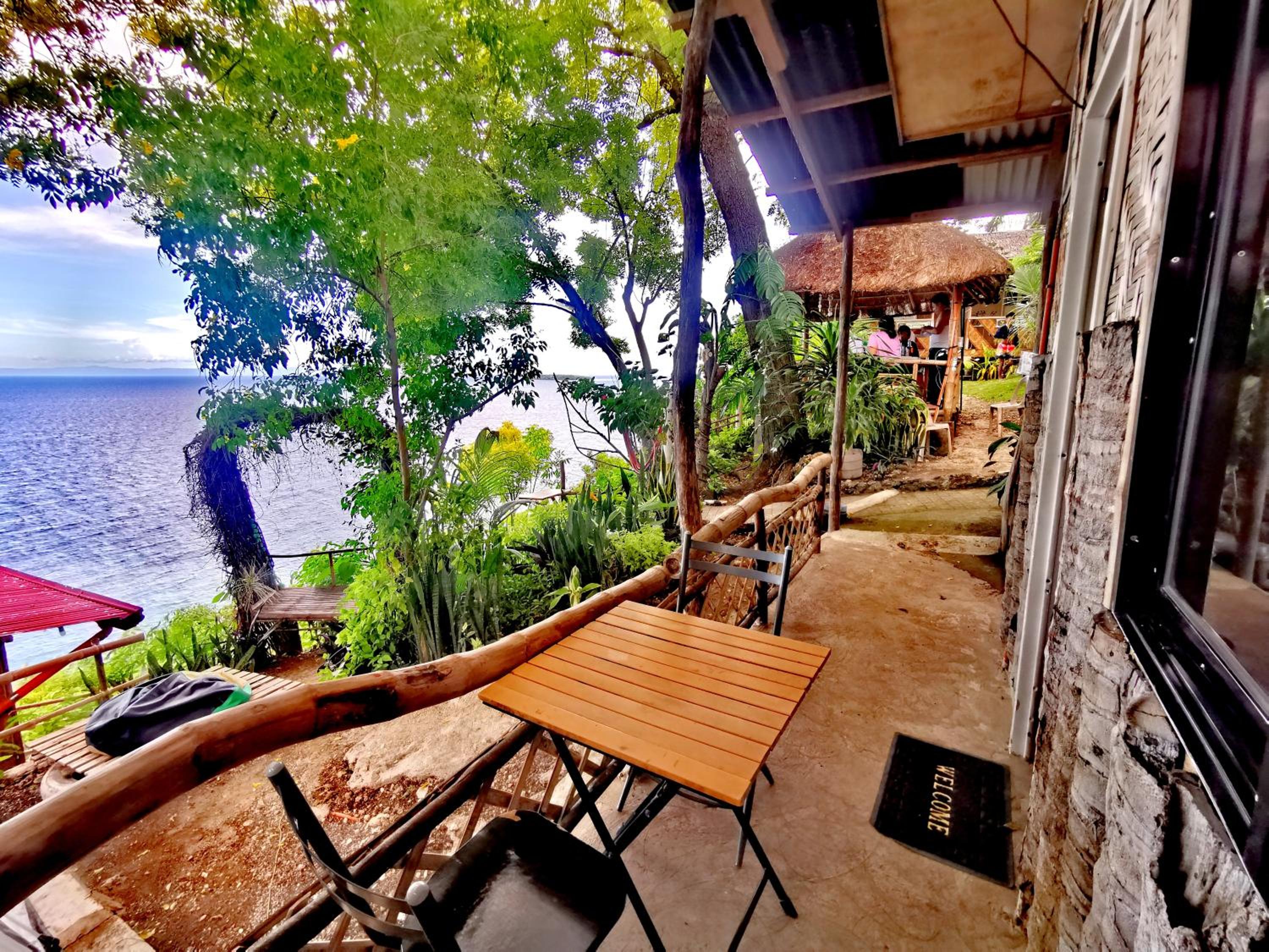 Deluxe Double Room with Balcony and Sea View - Photo 9
