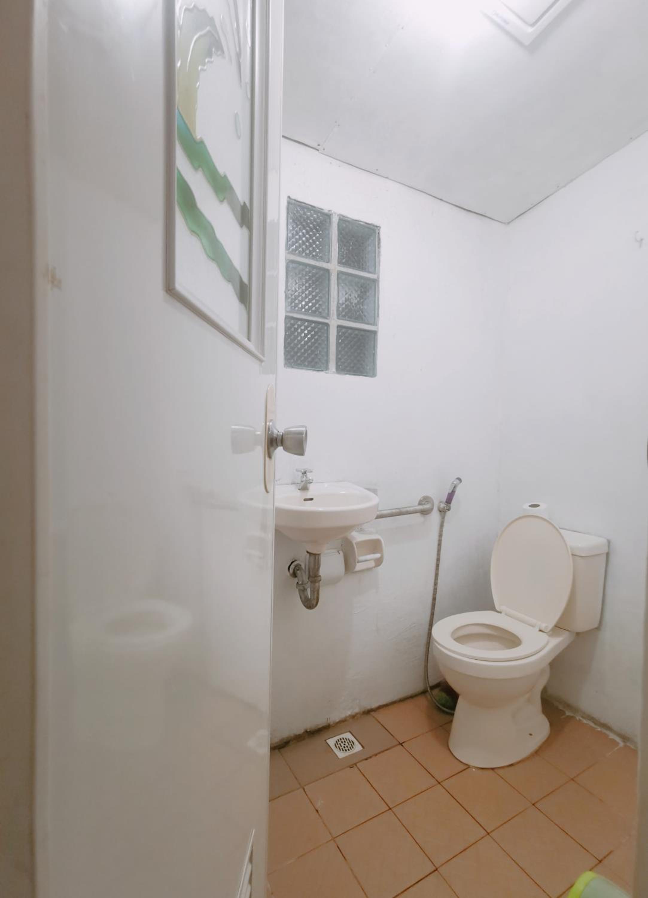Quadruple Room with Private Bathroom - Photo 47