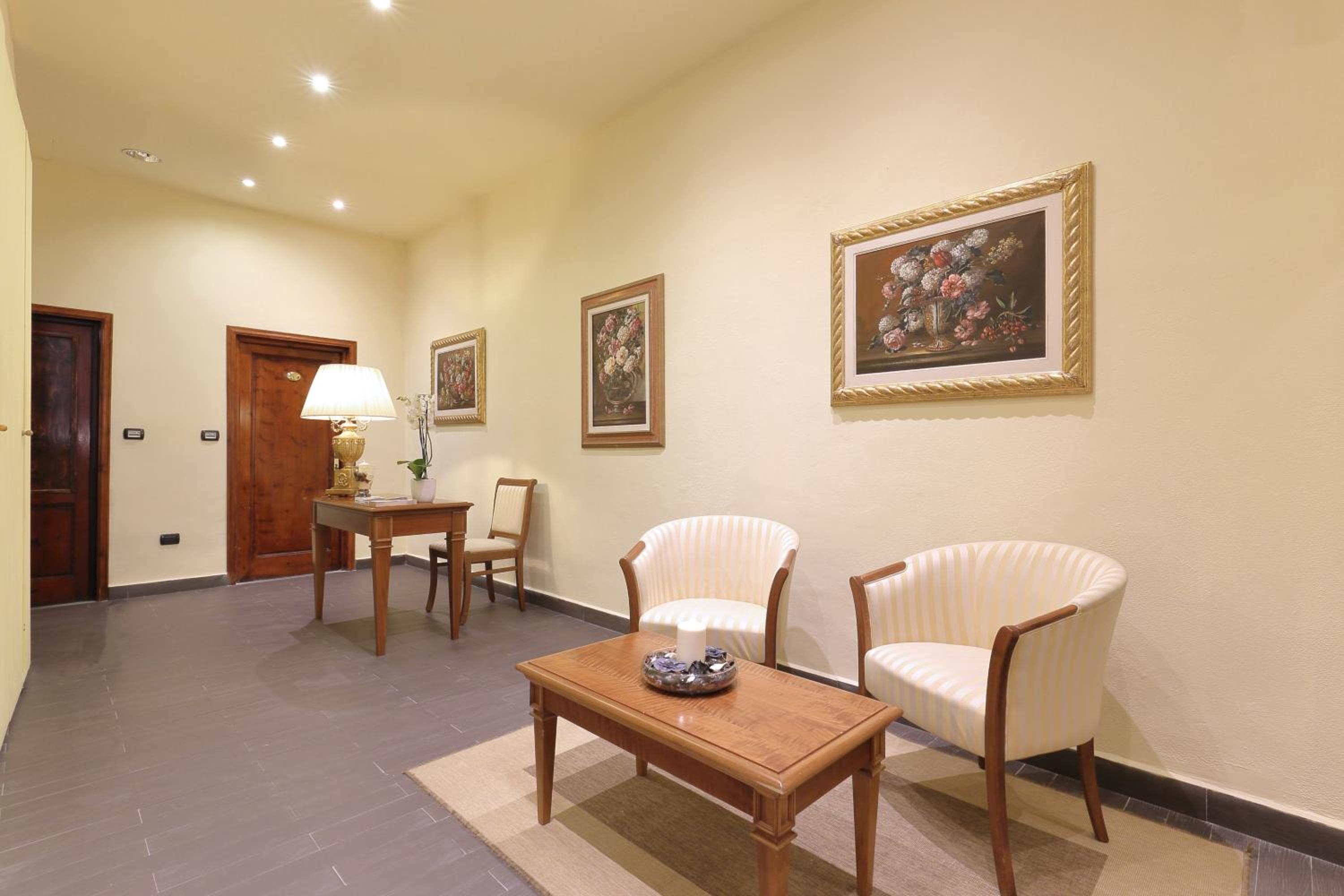 Triple Room photo 2