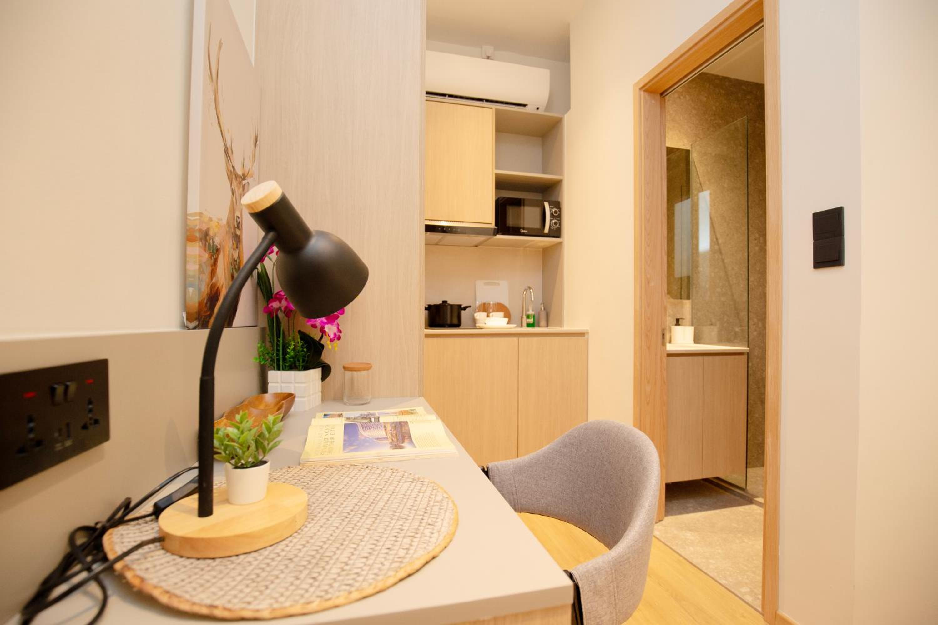Deluxe Queen Room photo 2