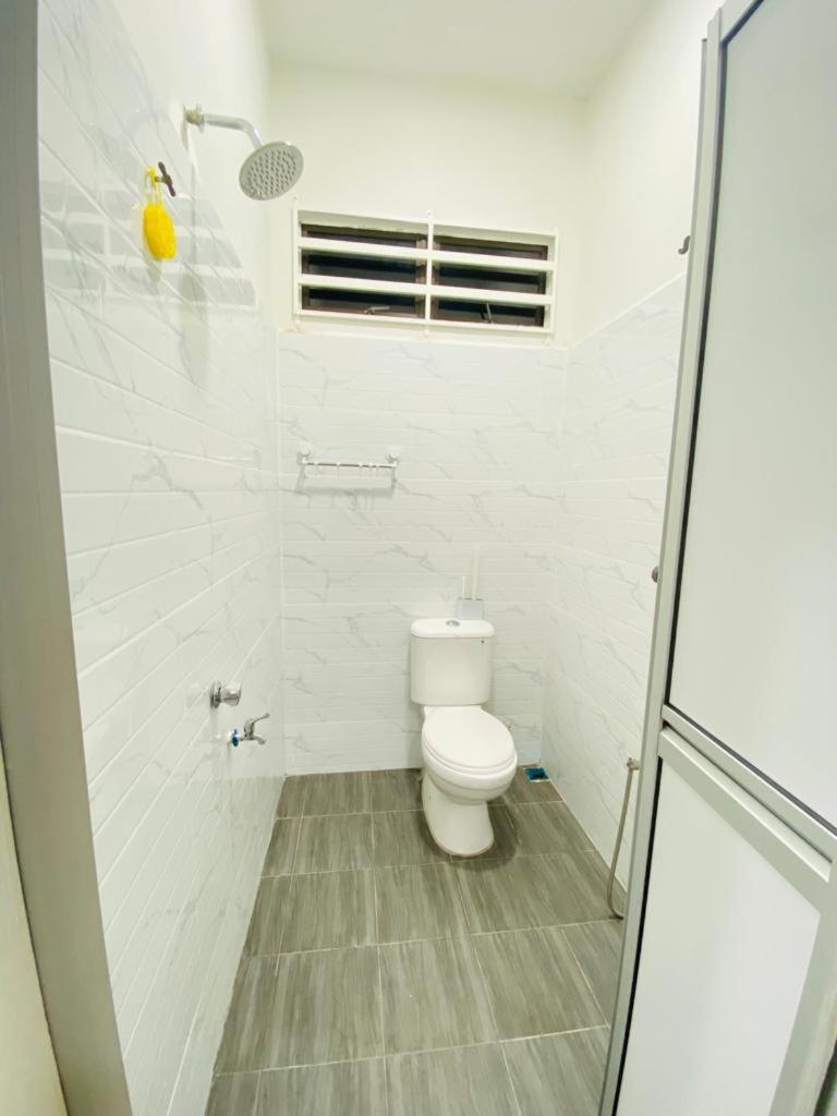 Four-Bedroom House photo 2