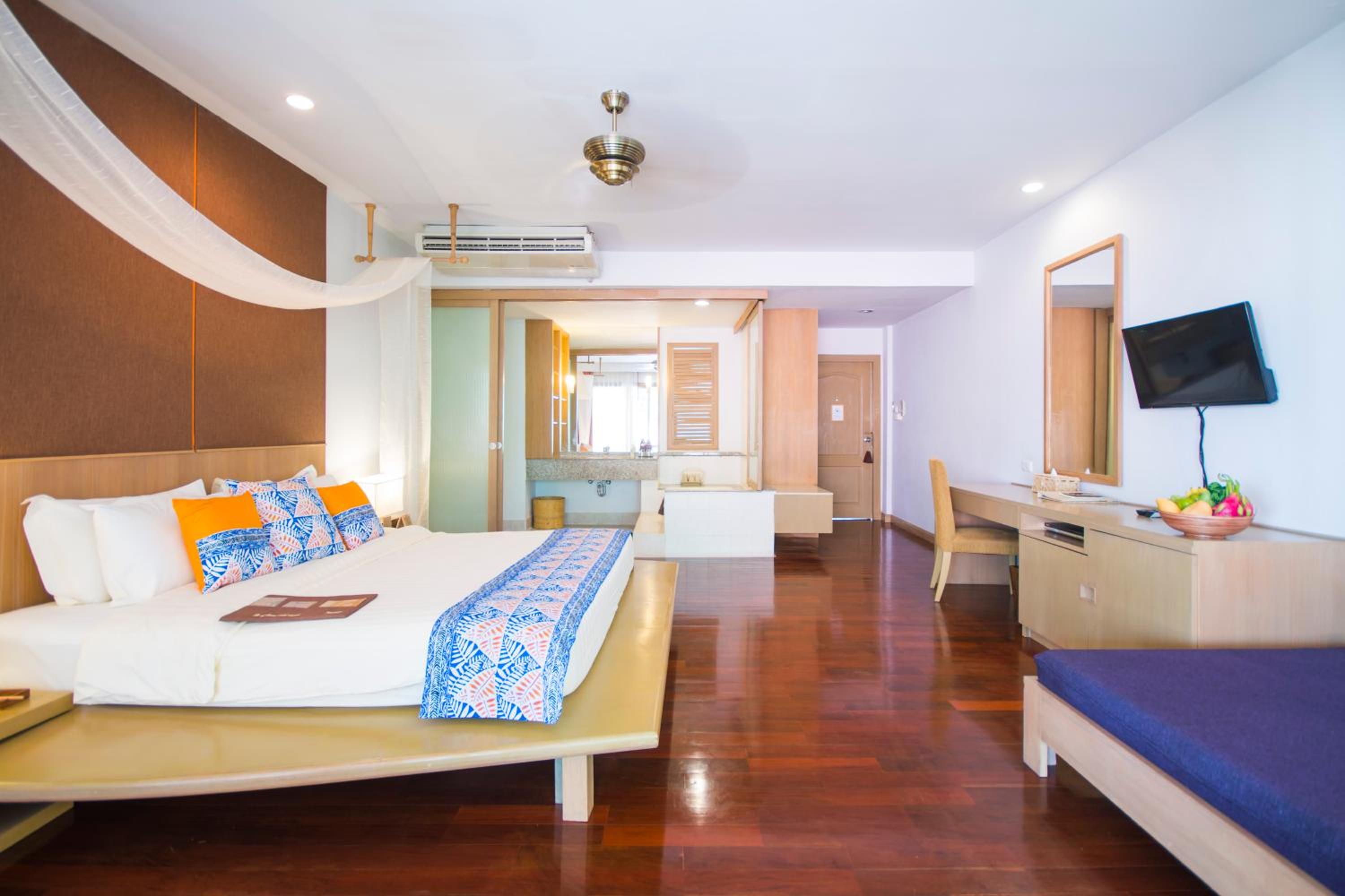 Honeymoon Chalet photo 2