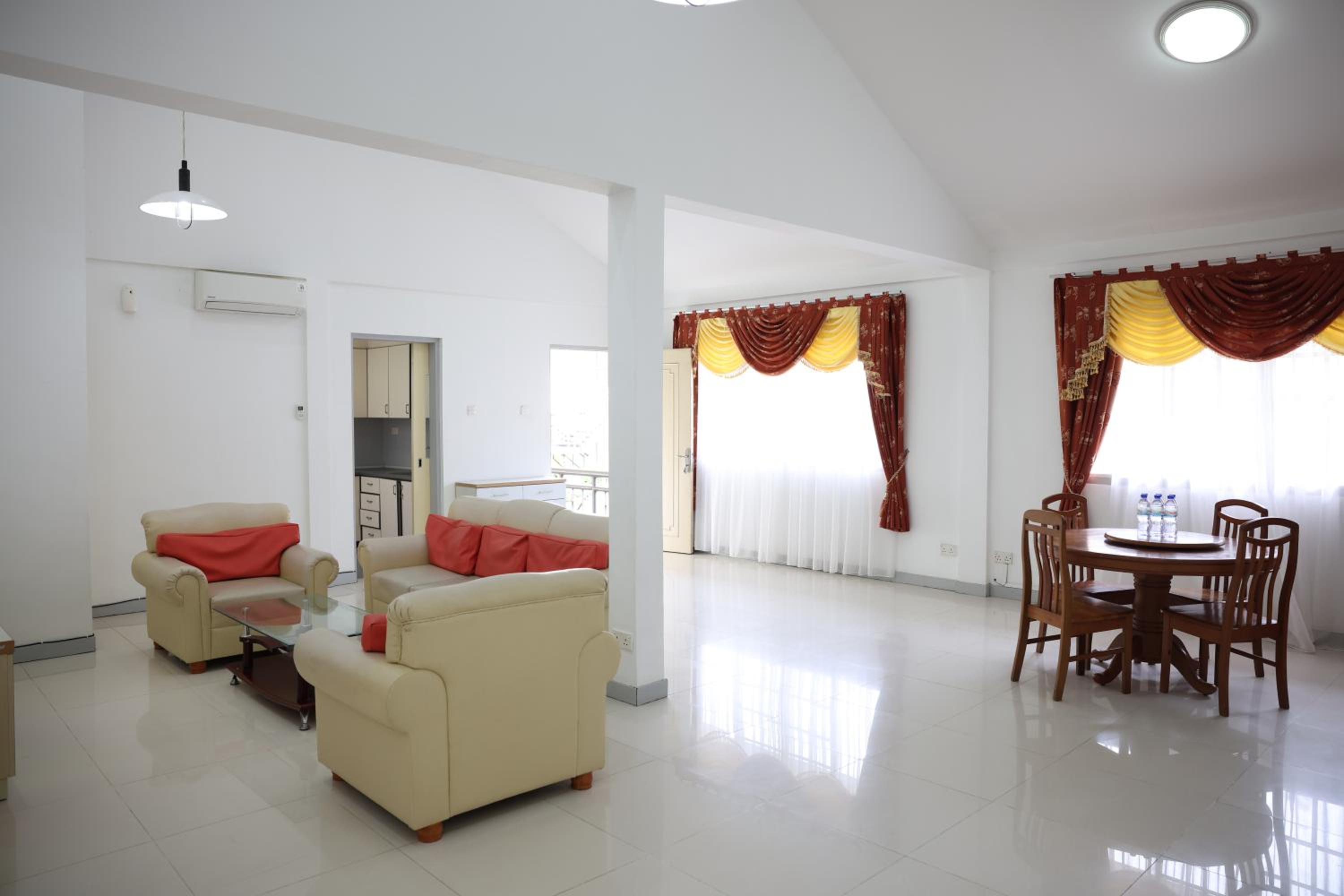 Two-Bedroom Apartment - Photo 8