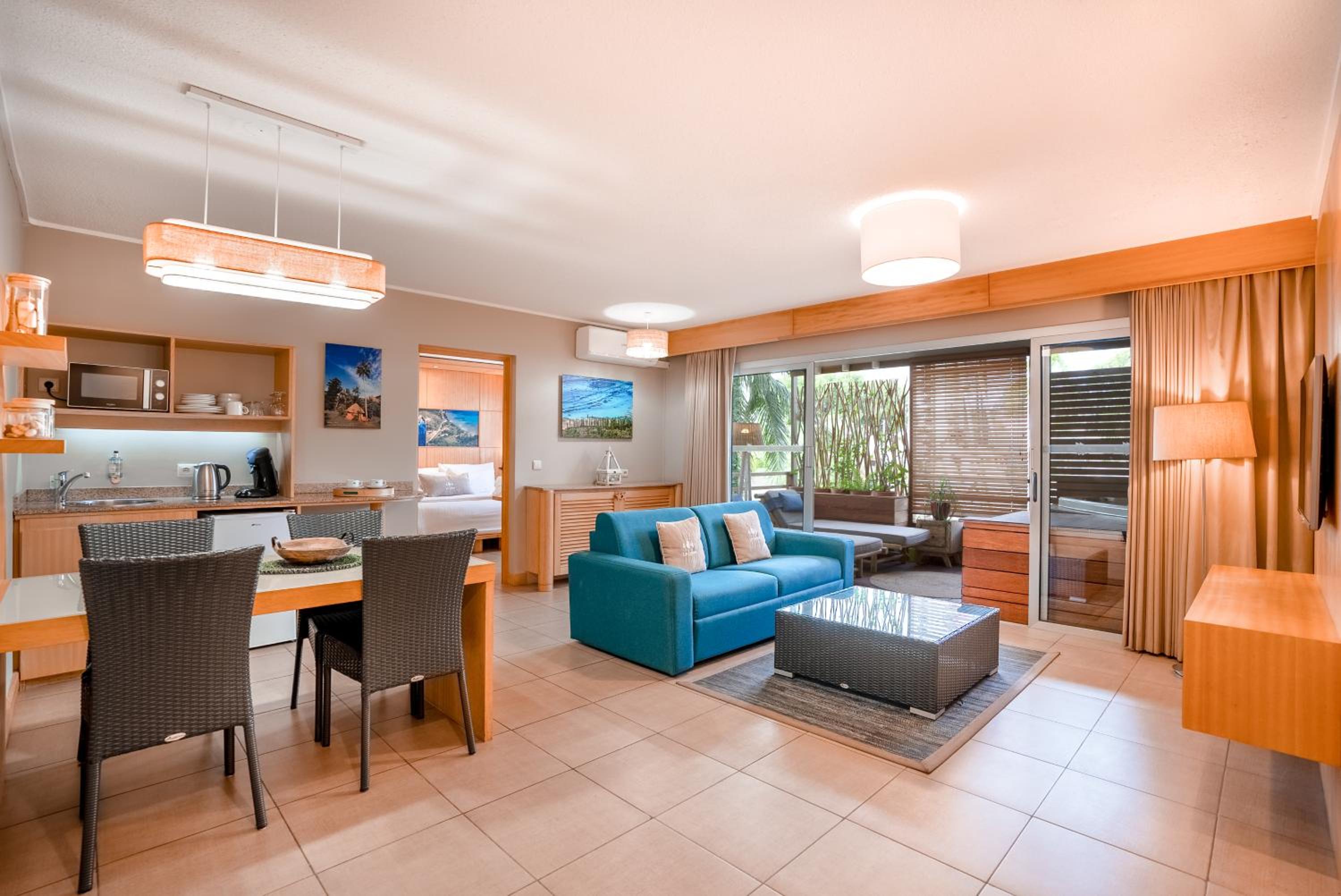 Premium Suite with Hot Tub