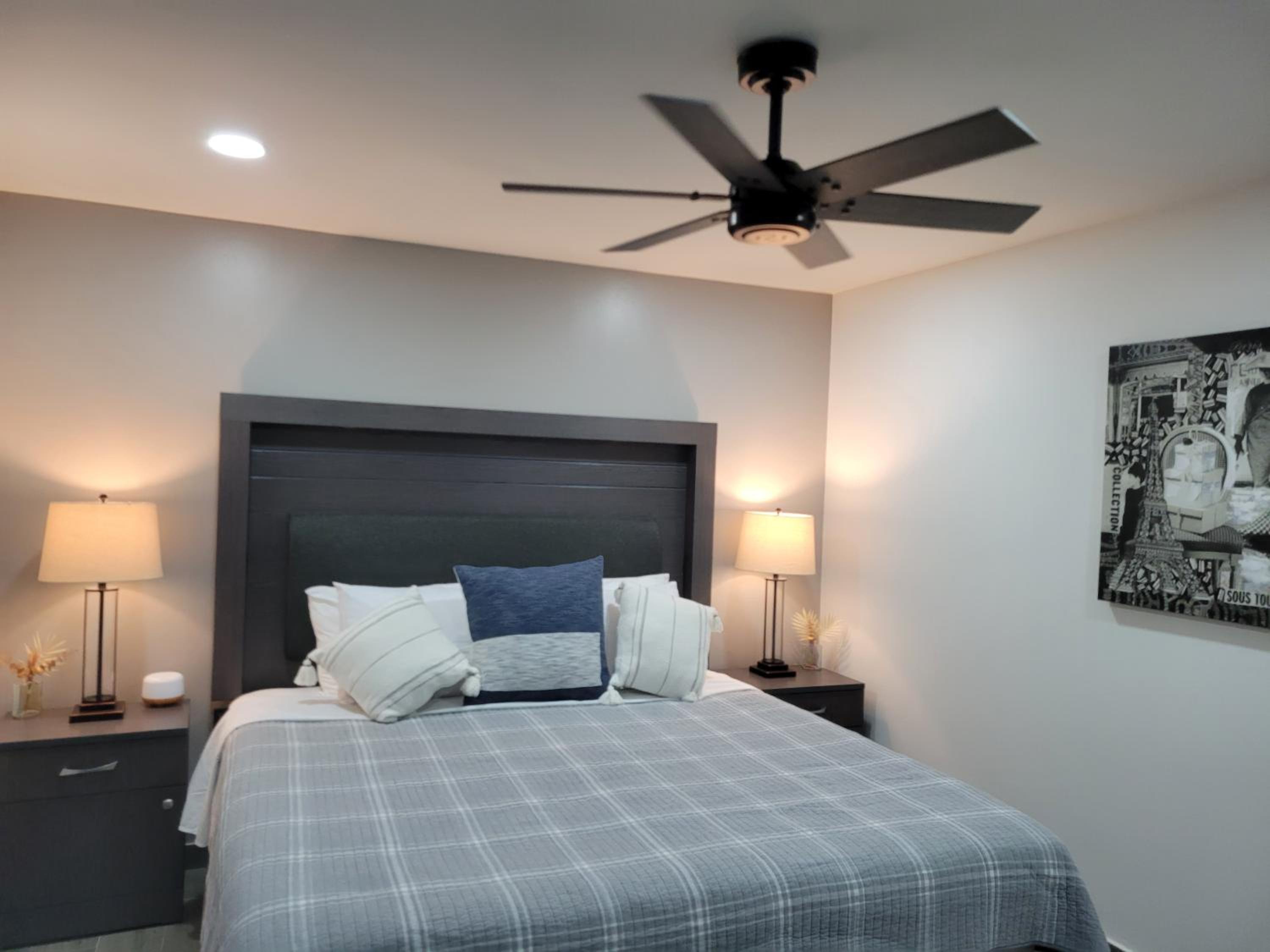 Three-Bedroom Apartment photo 1