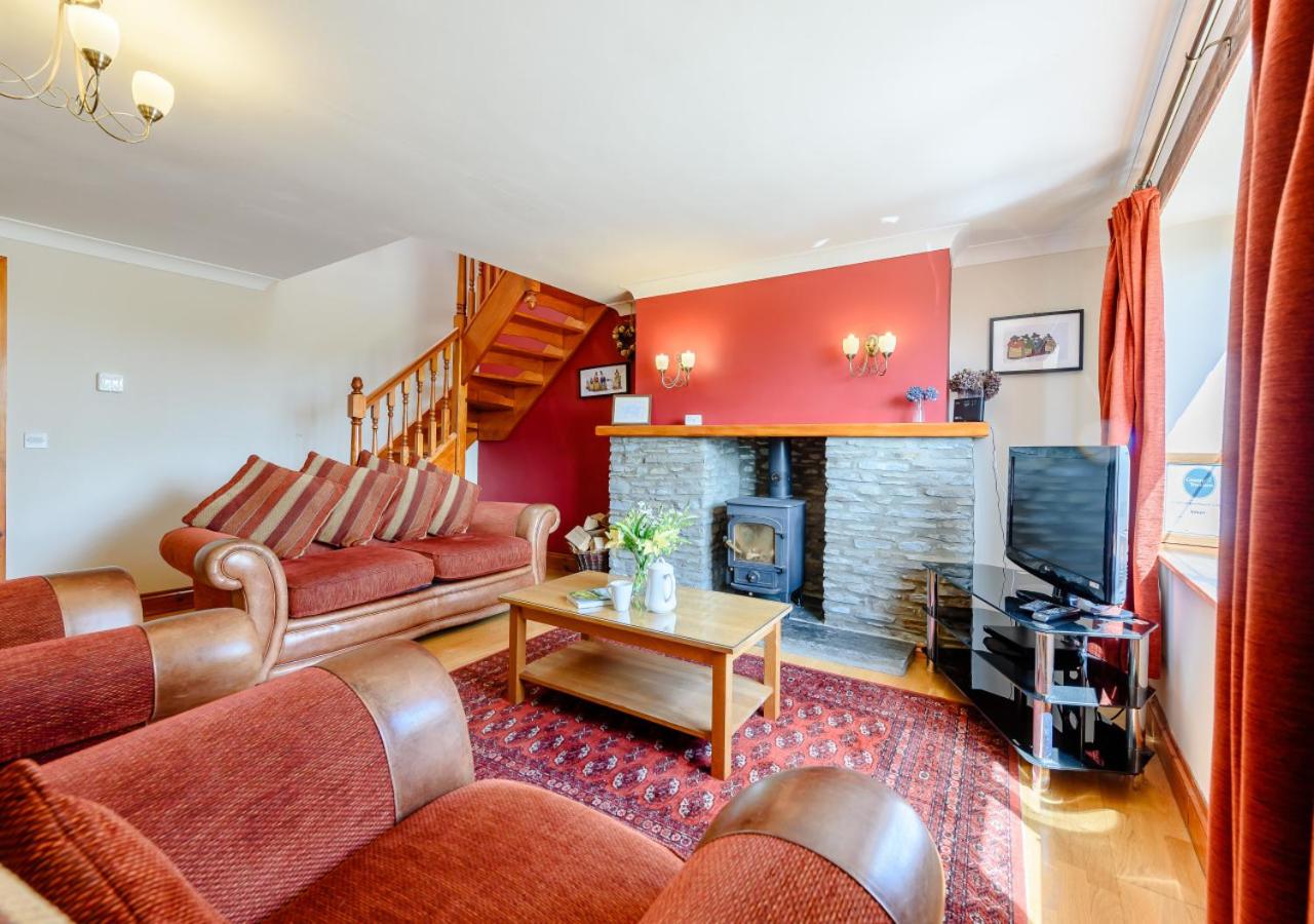 Two-Bedroom House photo 1