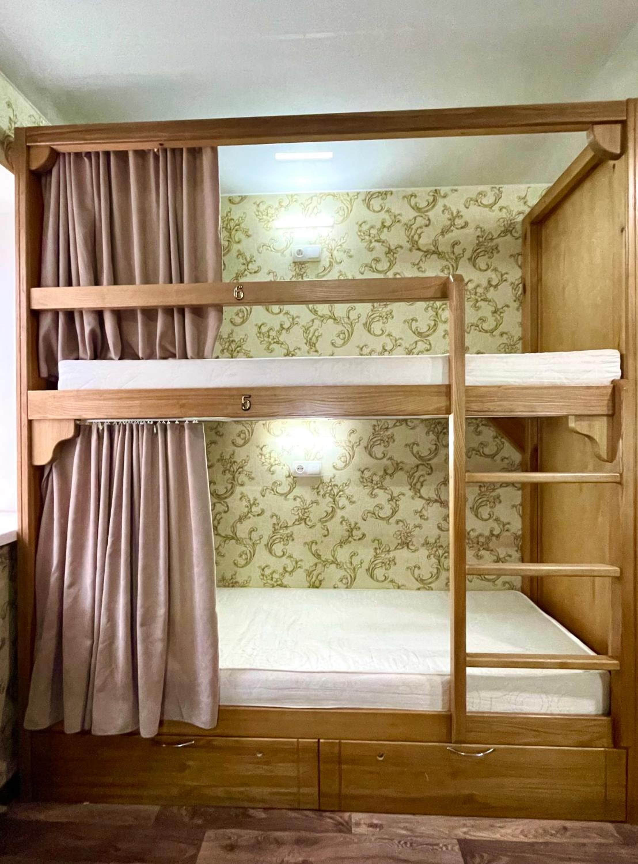 Bunk Bed in Mixed Dormitory Room photo 2