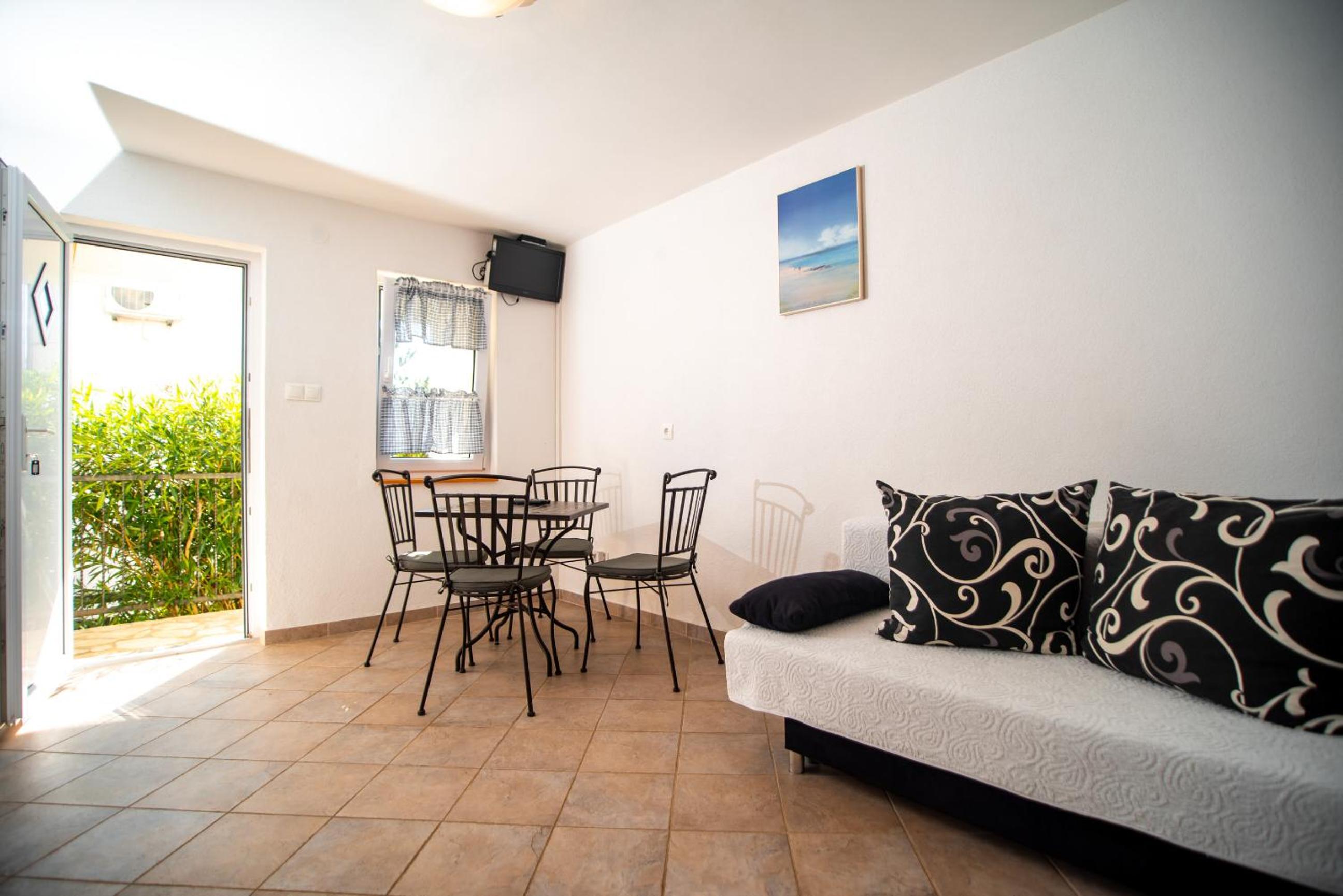 One-Bedroom House