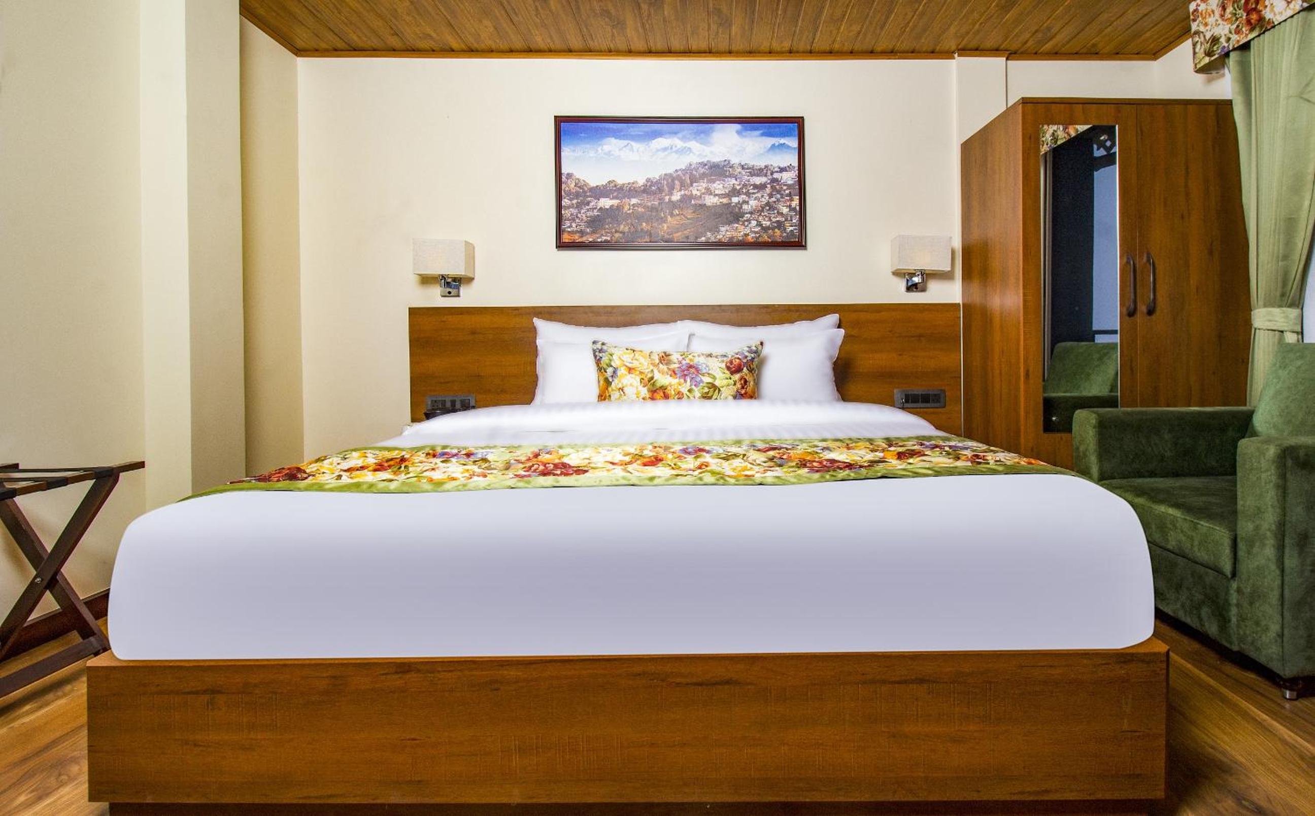 Suite with Balcony - Photo 1