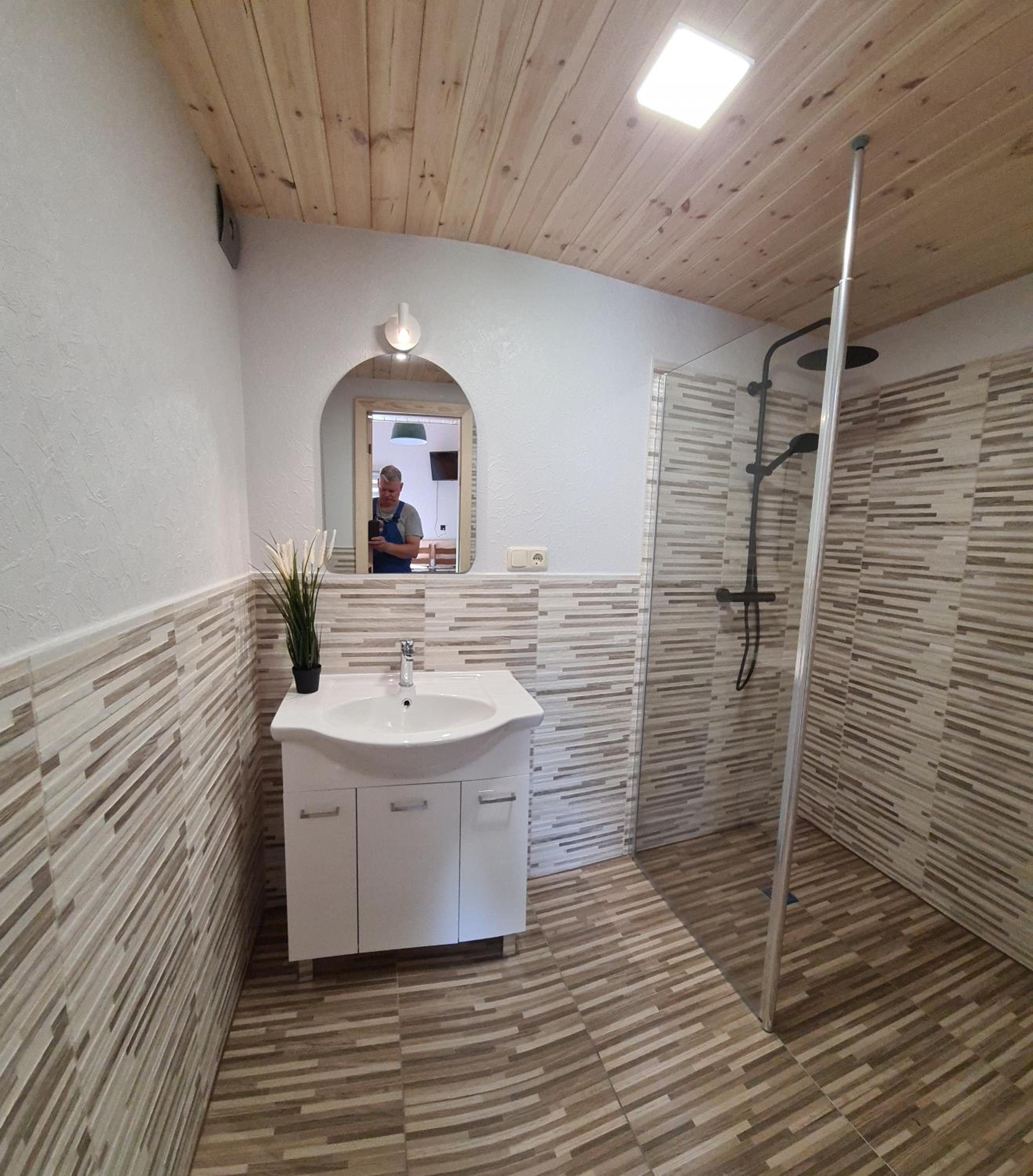 Three-Bedroom House - Photo 8
