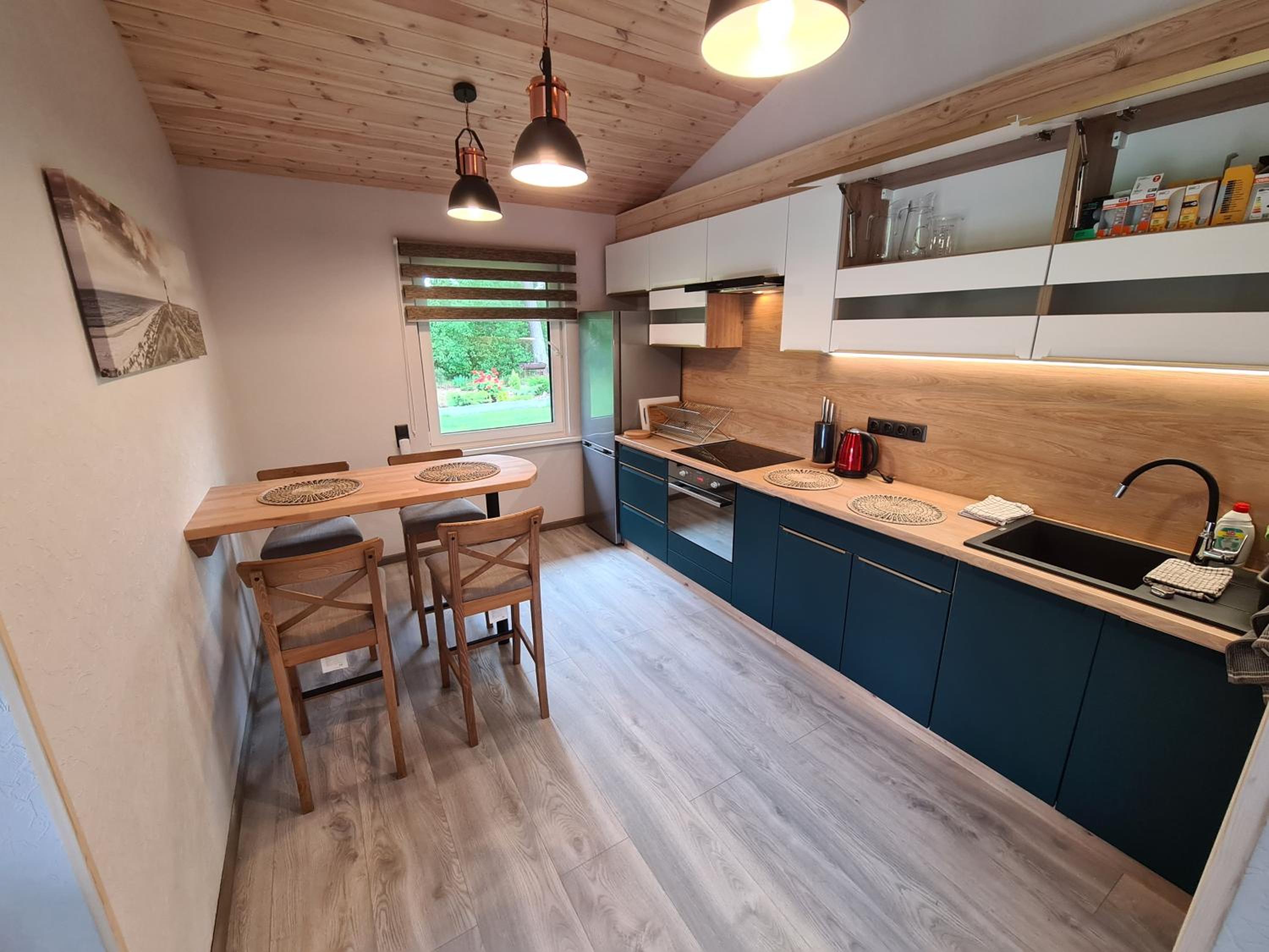 Three-Bedroom House - Photo 5