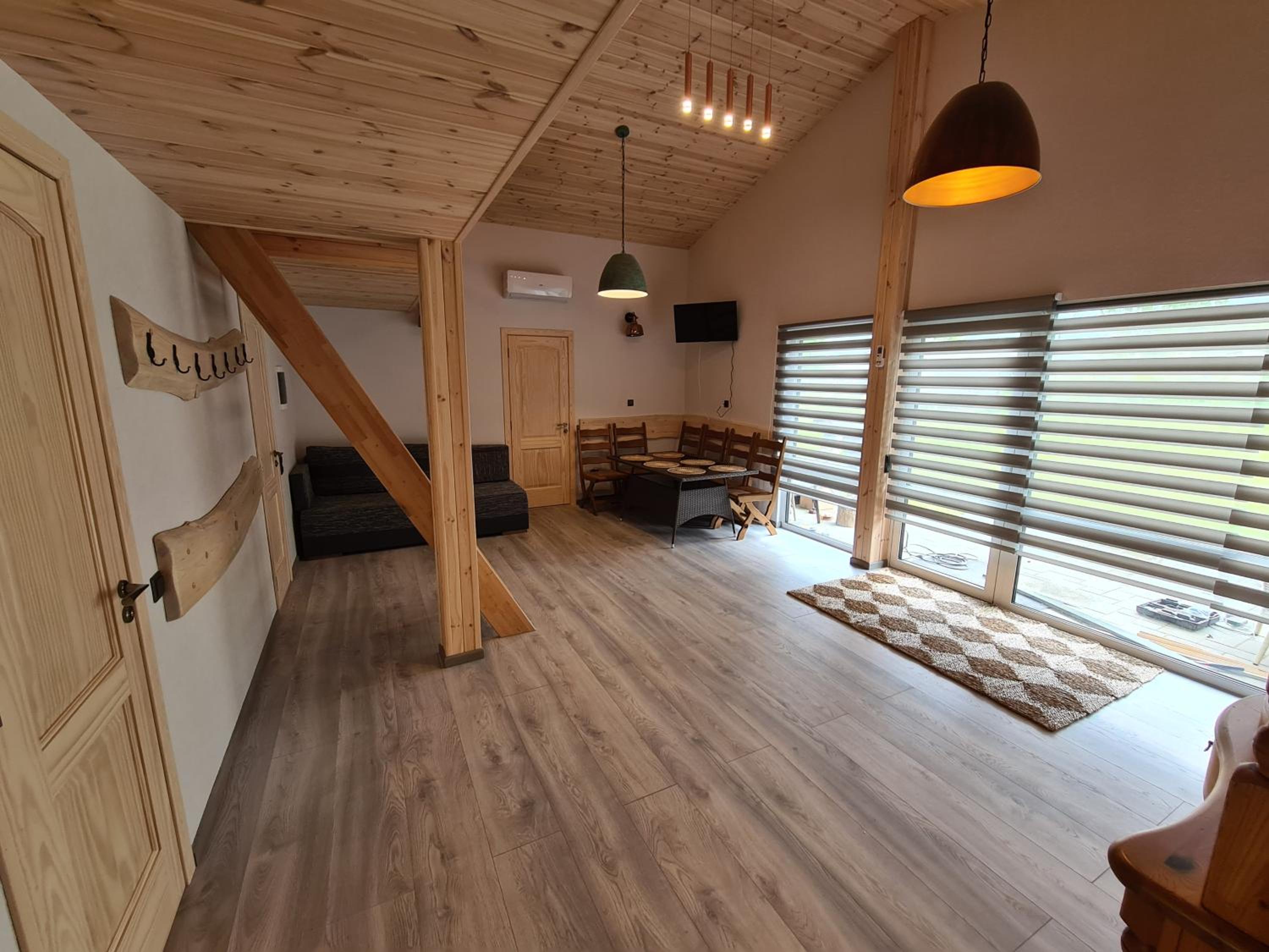 Three-Bedroom House - Photo 9