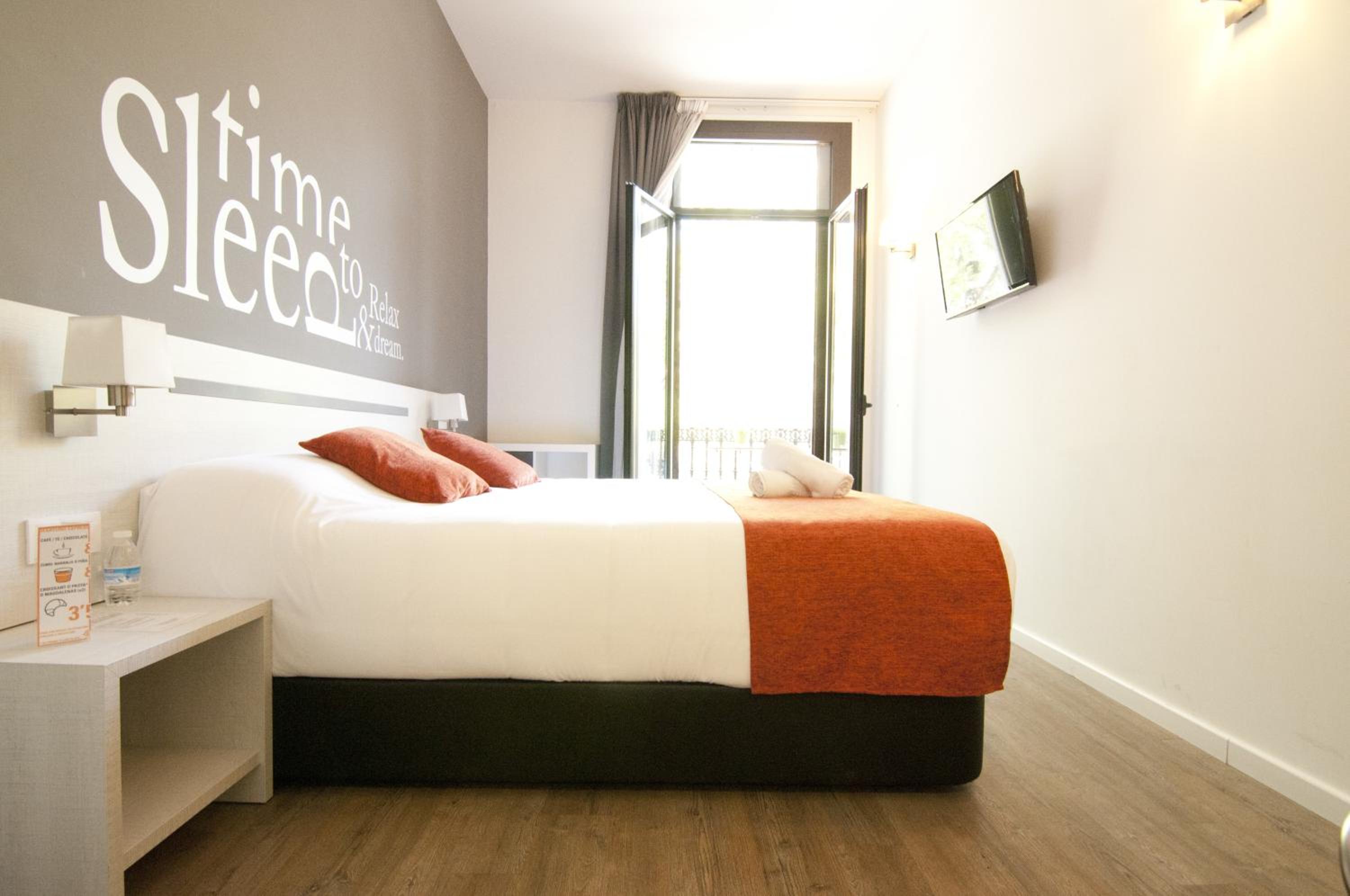 Double or Twin Room photo 3
