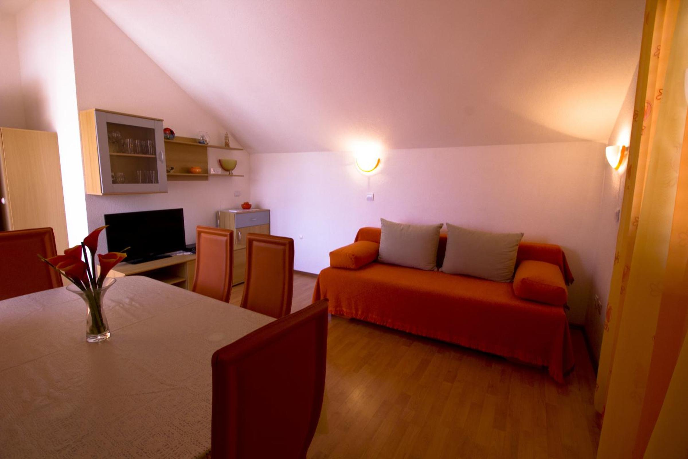 One-Bedroom Apartment With Balcony