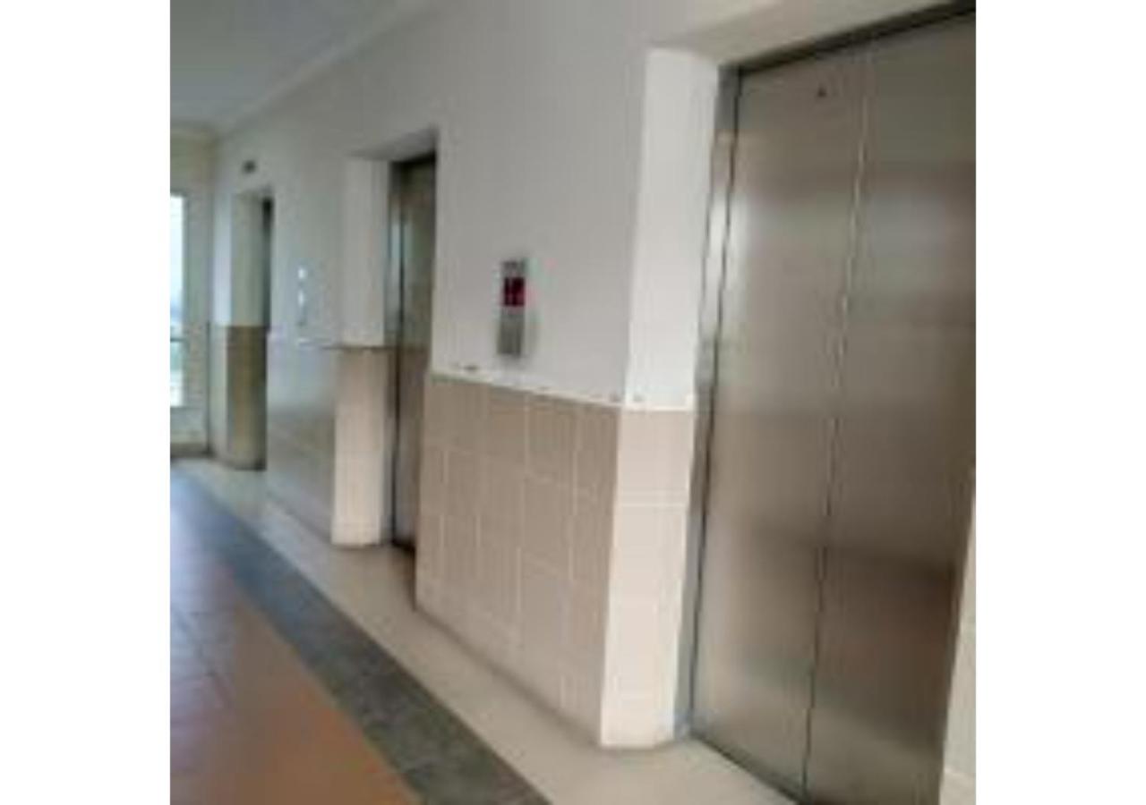 Studio Apartment photo 2