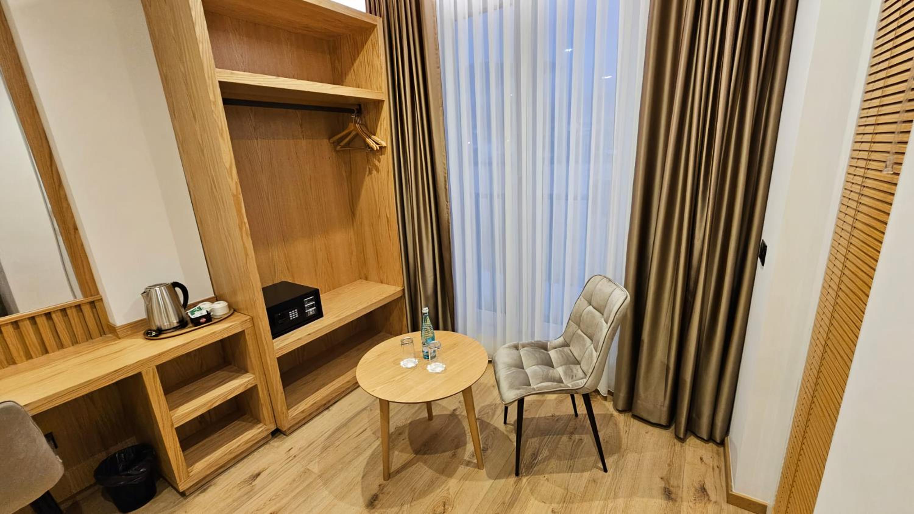 Double Room with Balcony photo 2