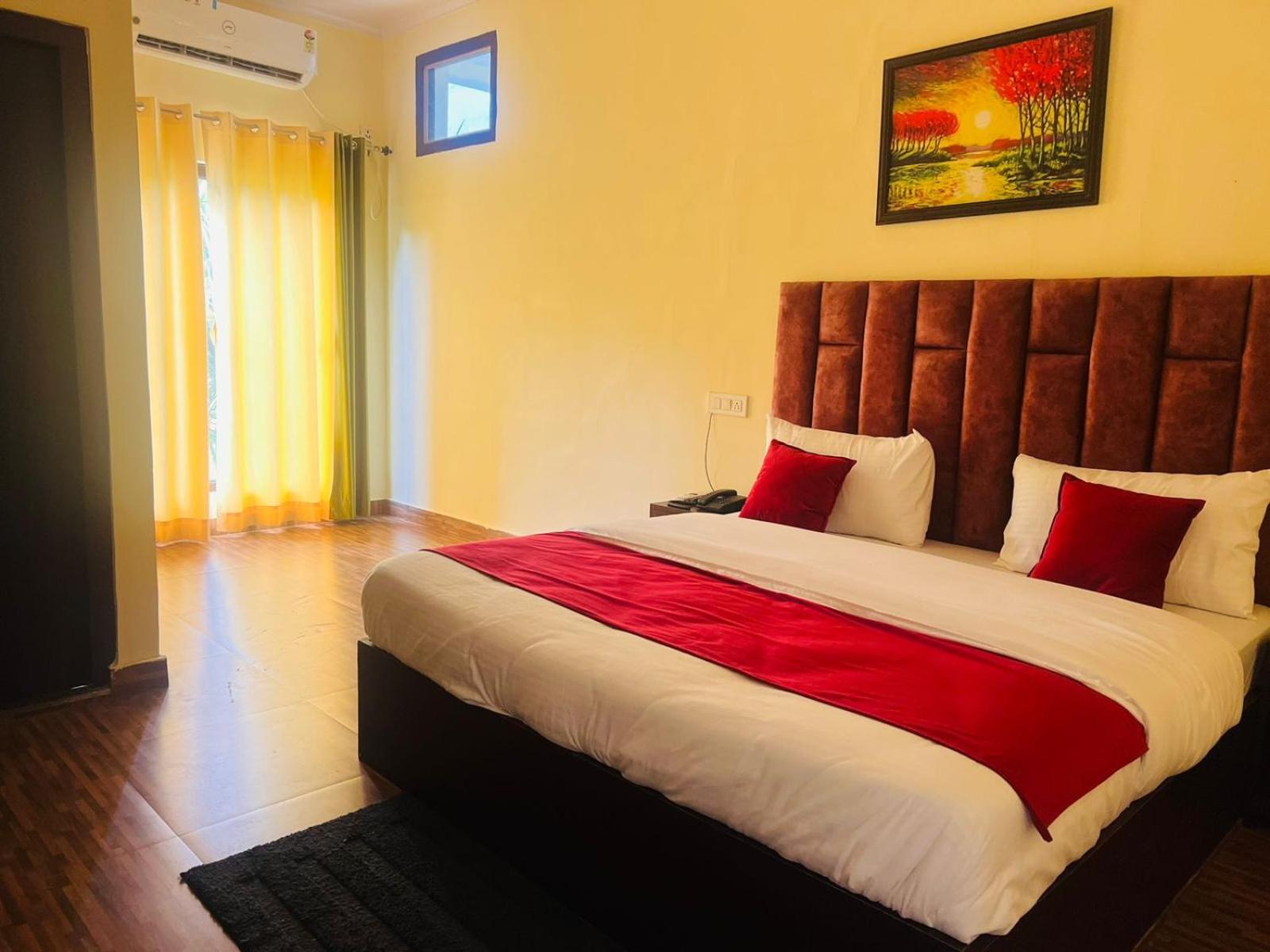 Deluxe Double Room photo 3