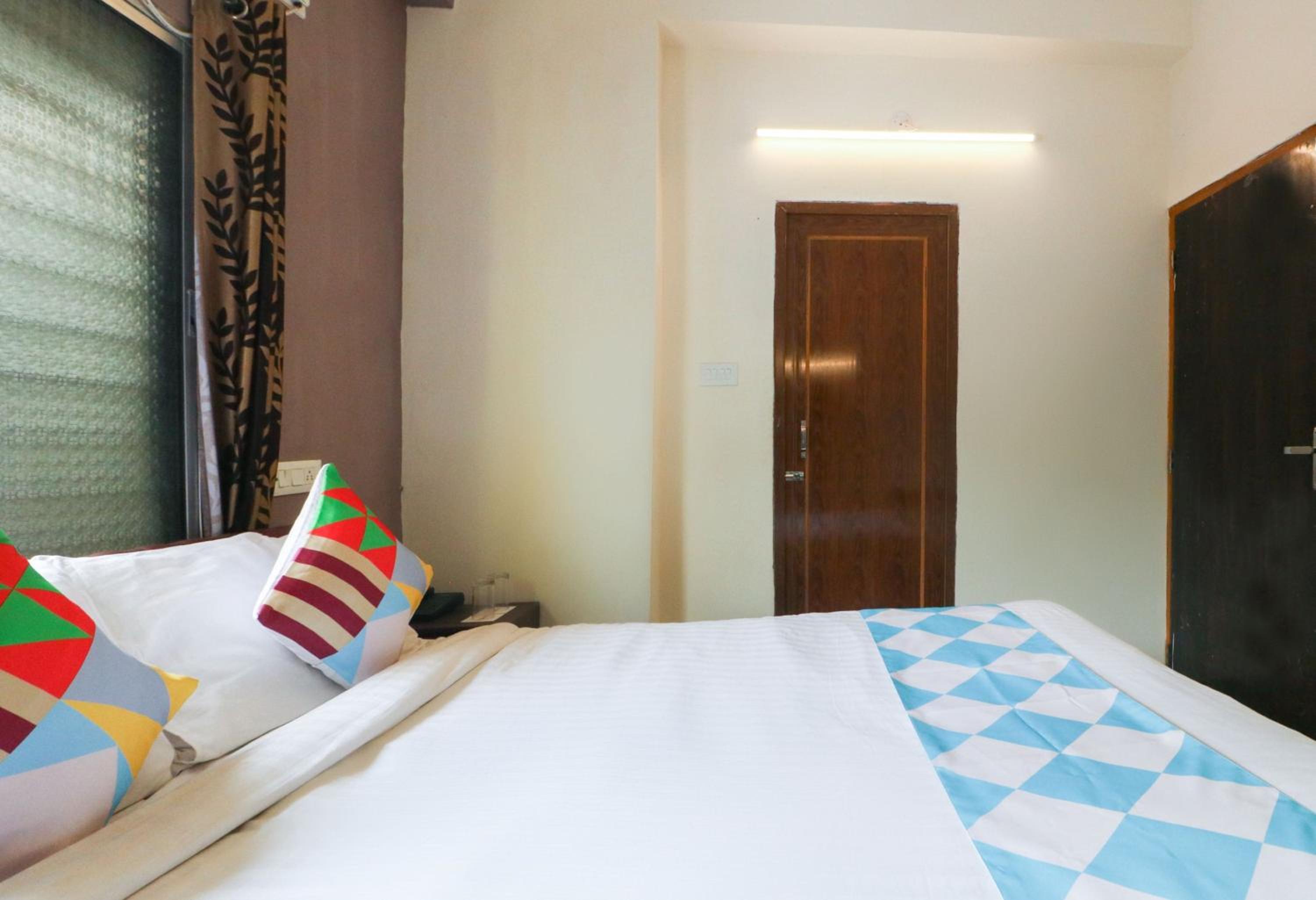 Standard Double Room - Photo 4